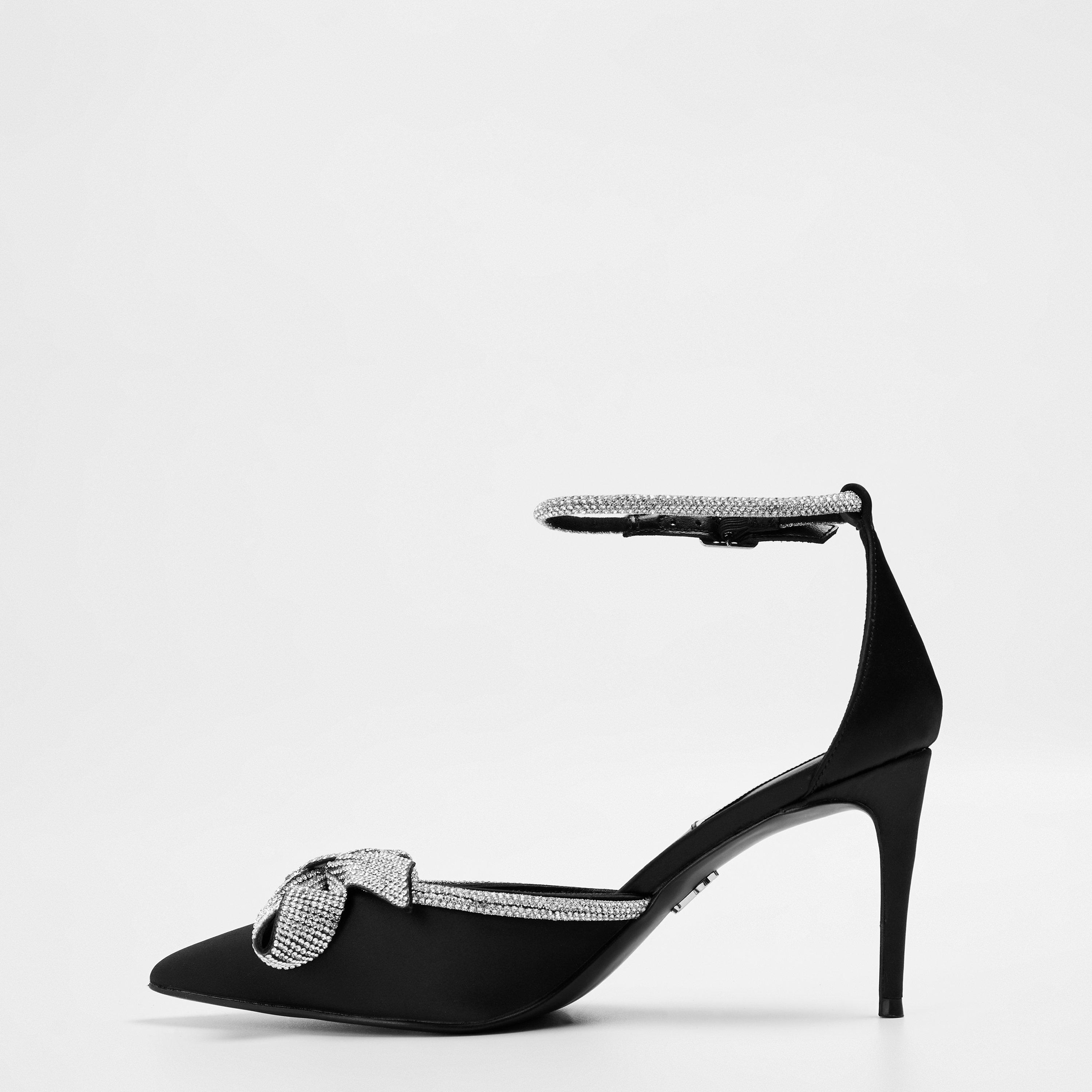Steve Madden Lumiere Satin Sandals