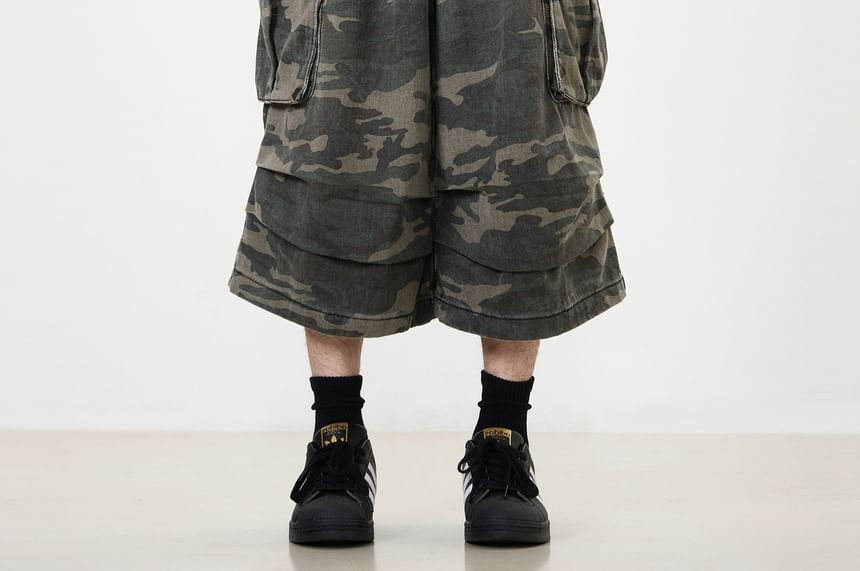 Adotuiastic - Mid Rise Camo Print Washed Wide Leg Cargo Jeans