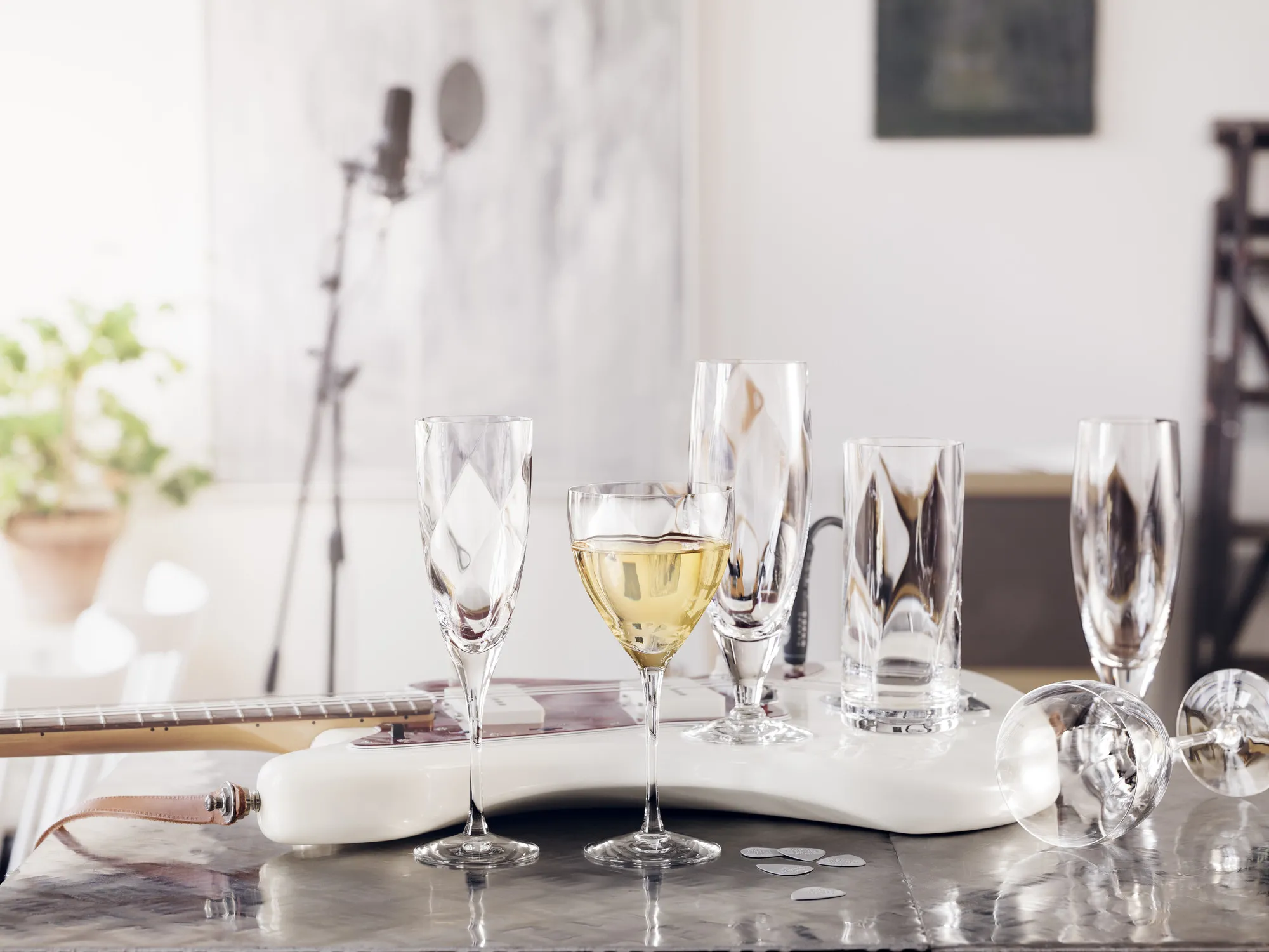 Kosta Boda Chateau Hvidvinsglas