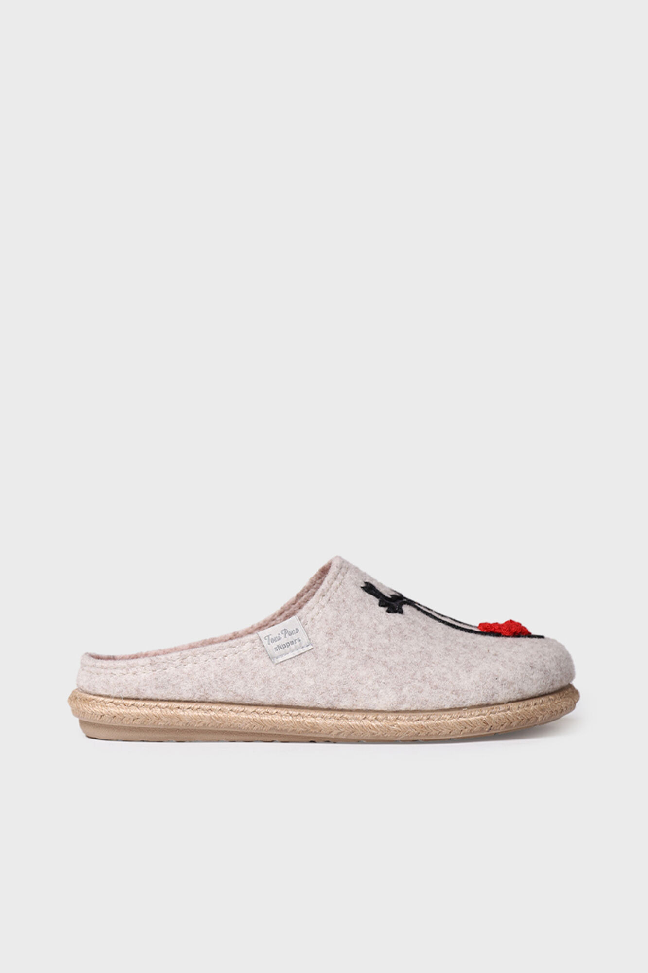 Pantufas femininas de feltro na cor cru