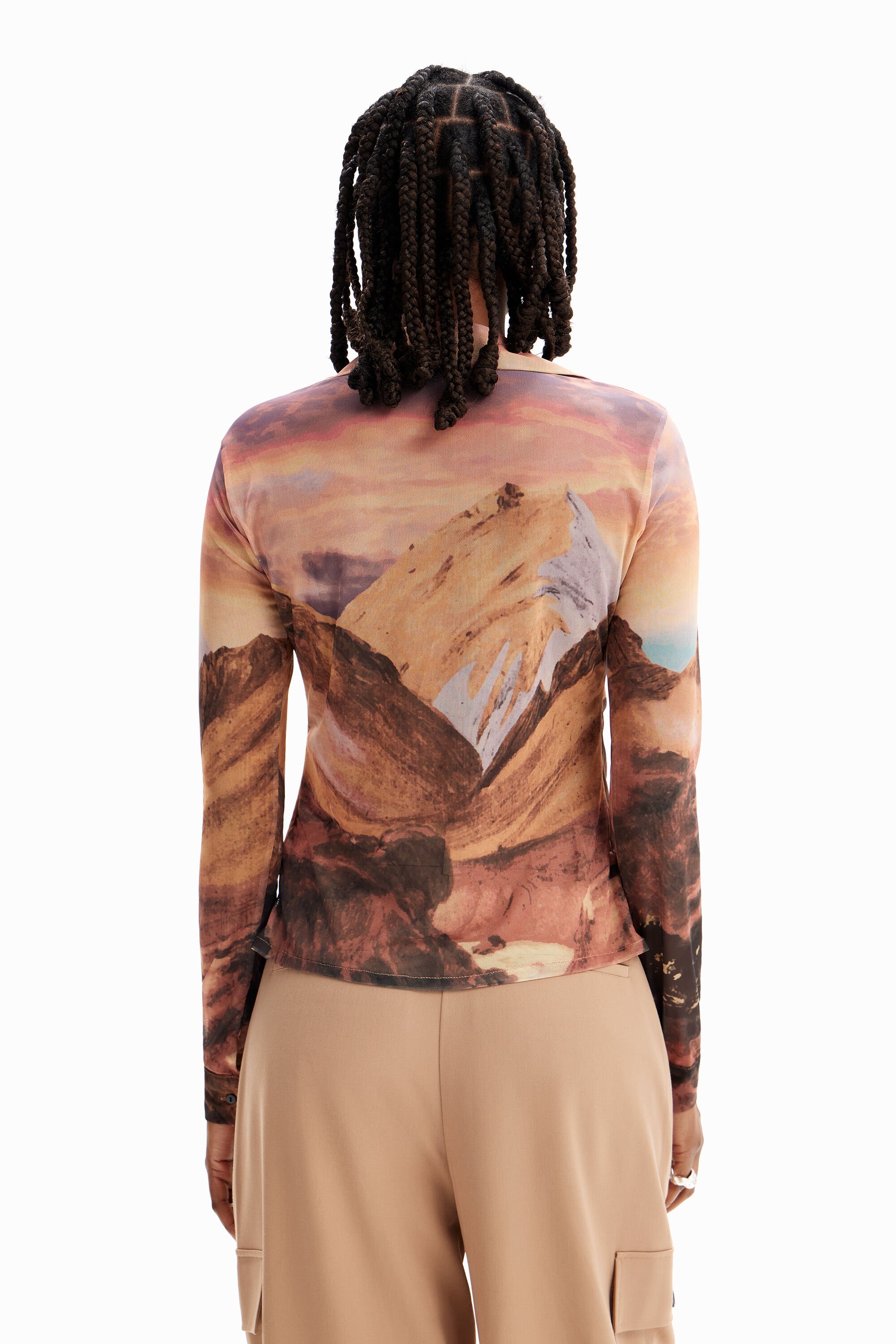 Camiseta com babados em tule com estampa de paisagem