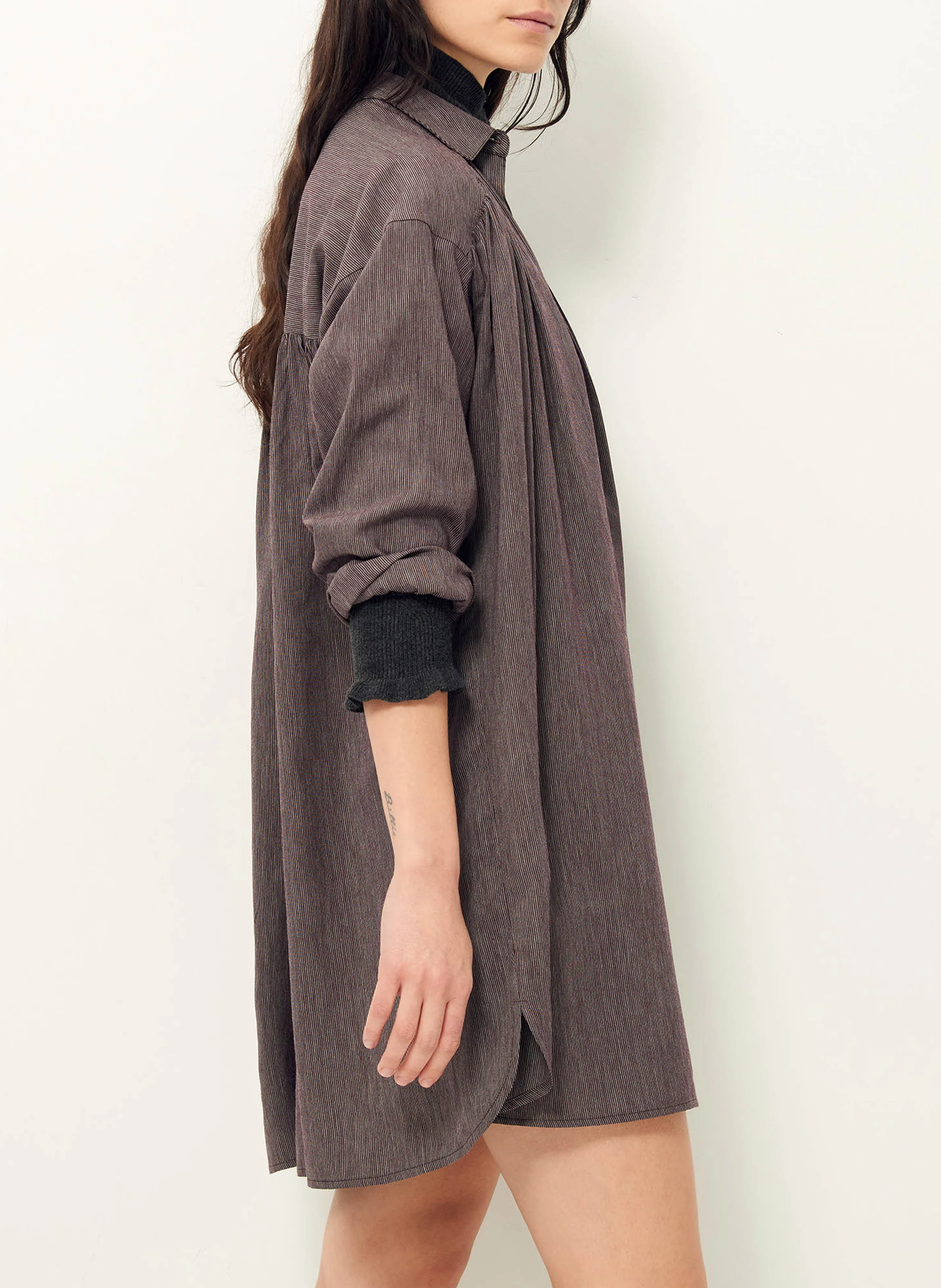 OKAYAMA - Robe chemise courte froncée rayée | Marron