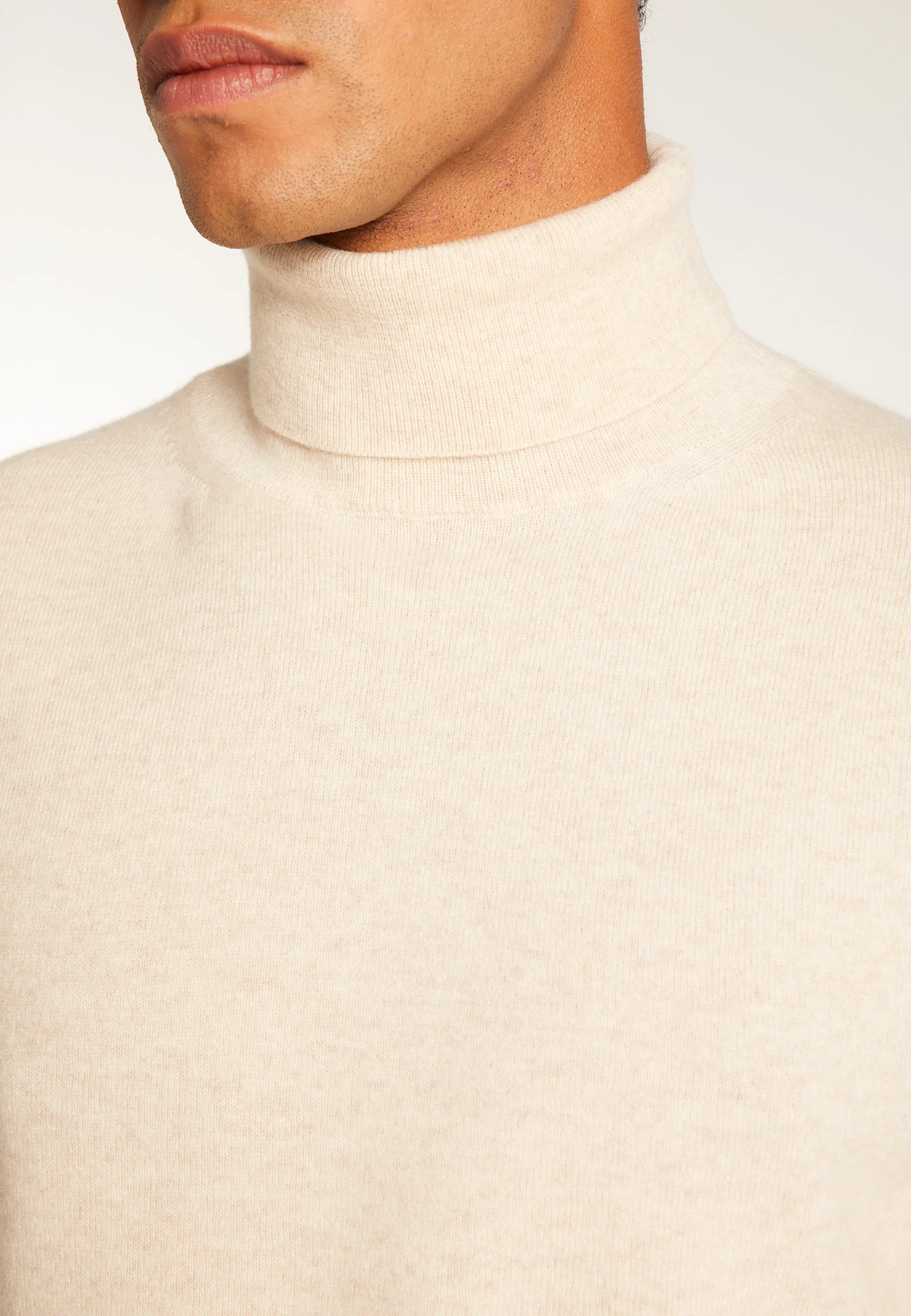 EDUARDOAH24 - Pull col roulé en cachemire | Beige