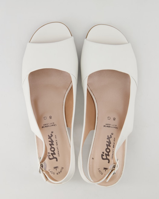 Sioux Zippora Sandalen in Weiß