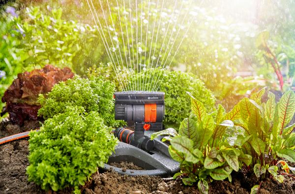 GARDENA Viereckregner Aquazoom Compact