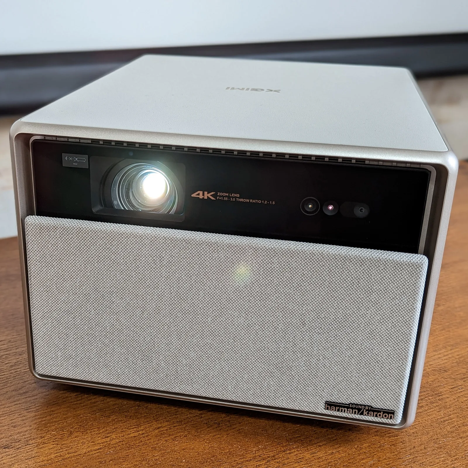 Xgimi Horizon Ultra Vidéoprojecteurs UHD 4K