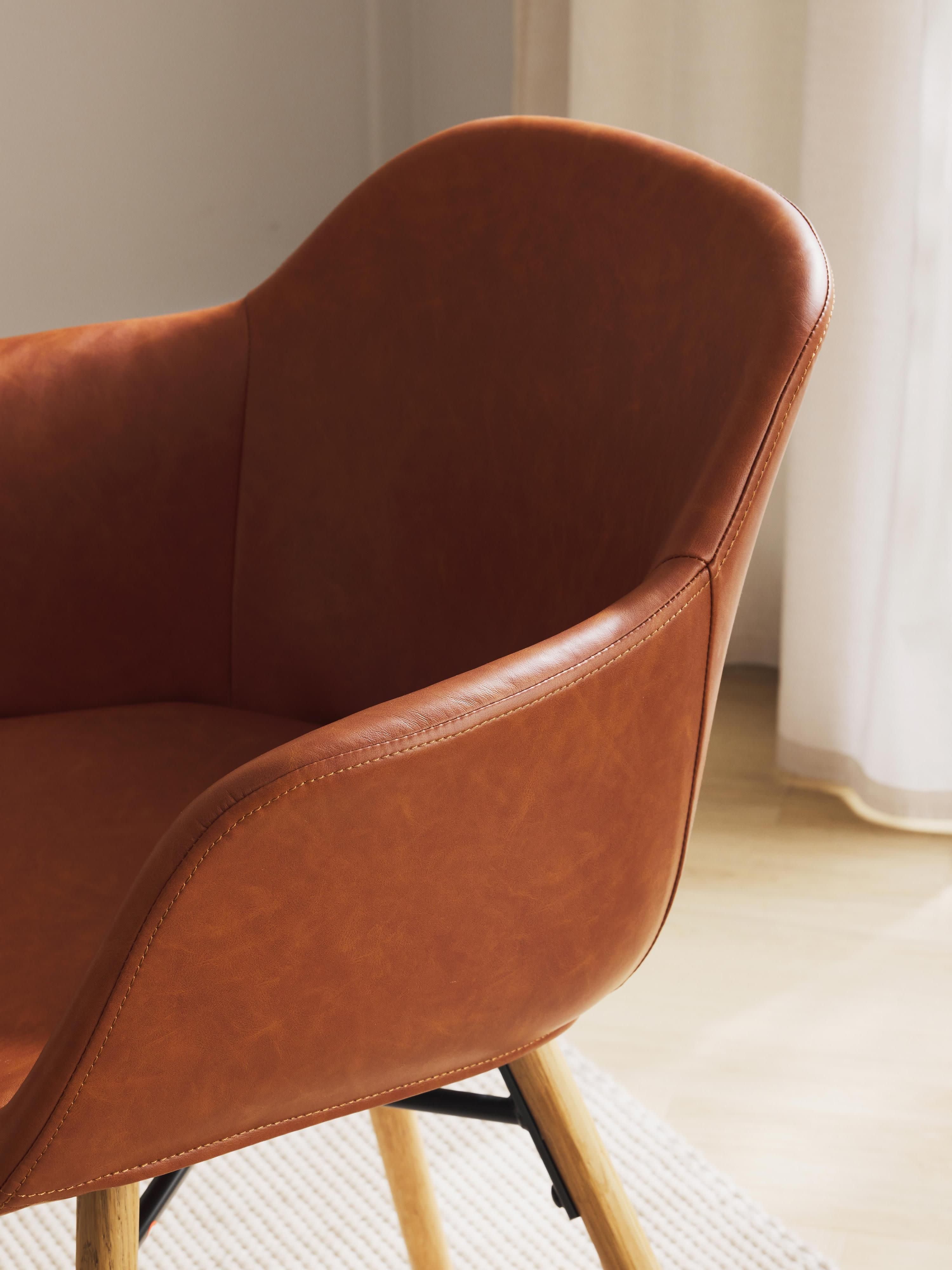 Kunstleren fauteuil Fiji met smalle zitvlak