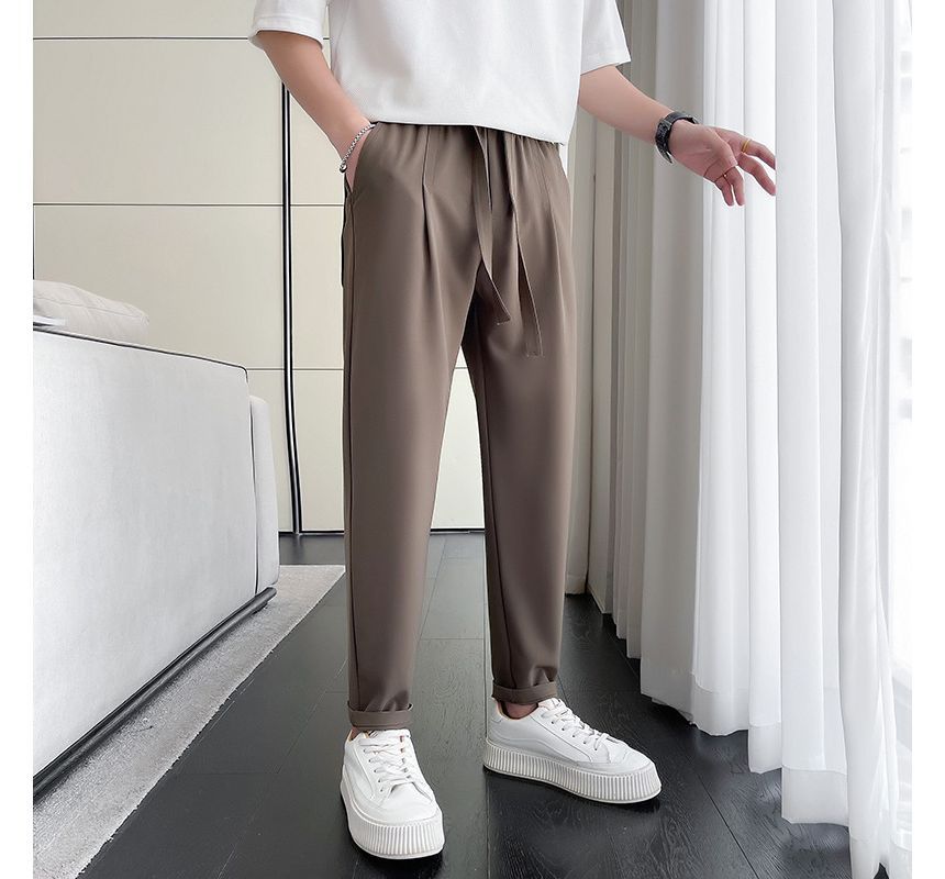Andrei - Mid Rise Plain Tapered Pants