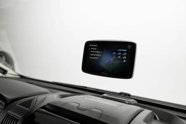 TomTom GO Camper Tour - GPS navigator - automotiv 6