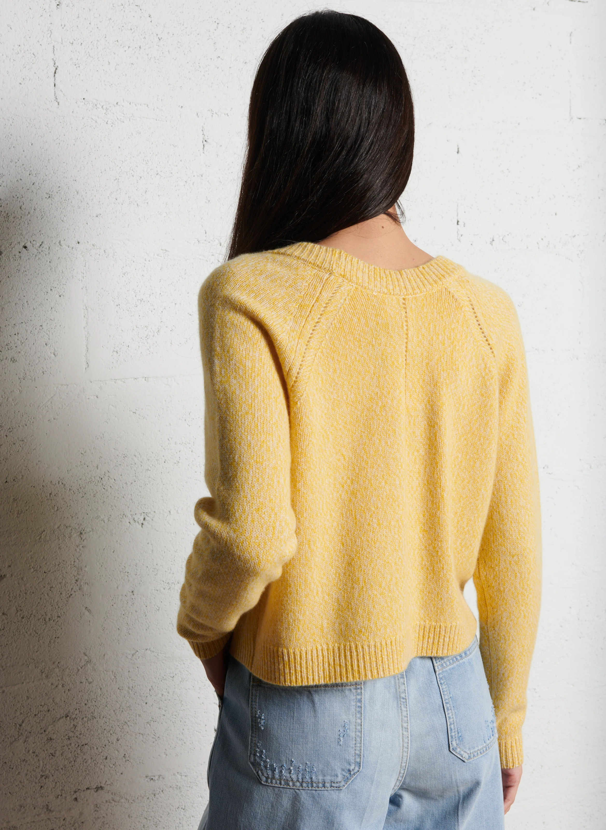 CARILA - Gilet droit col V en cachemire | Jaune