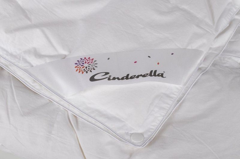 Cinderella Soul Dekbed 4 seizoenen 1 Persoons Luxe Eendendons Vulling Percale tijk