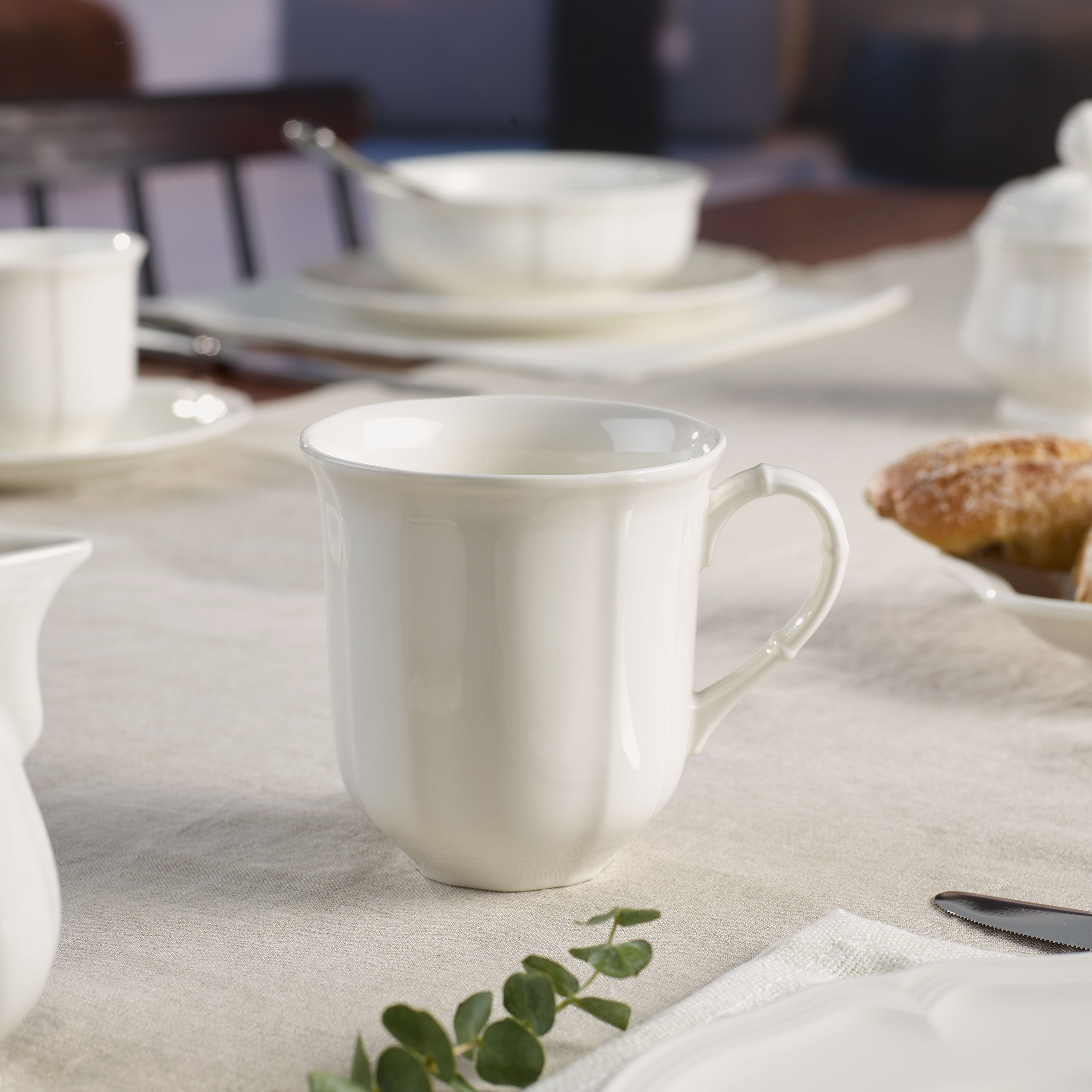 Manoir Mug White, 10.2 oz, Premium Porcelain