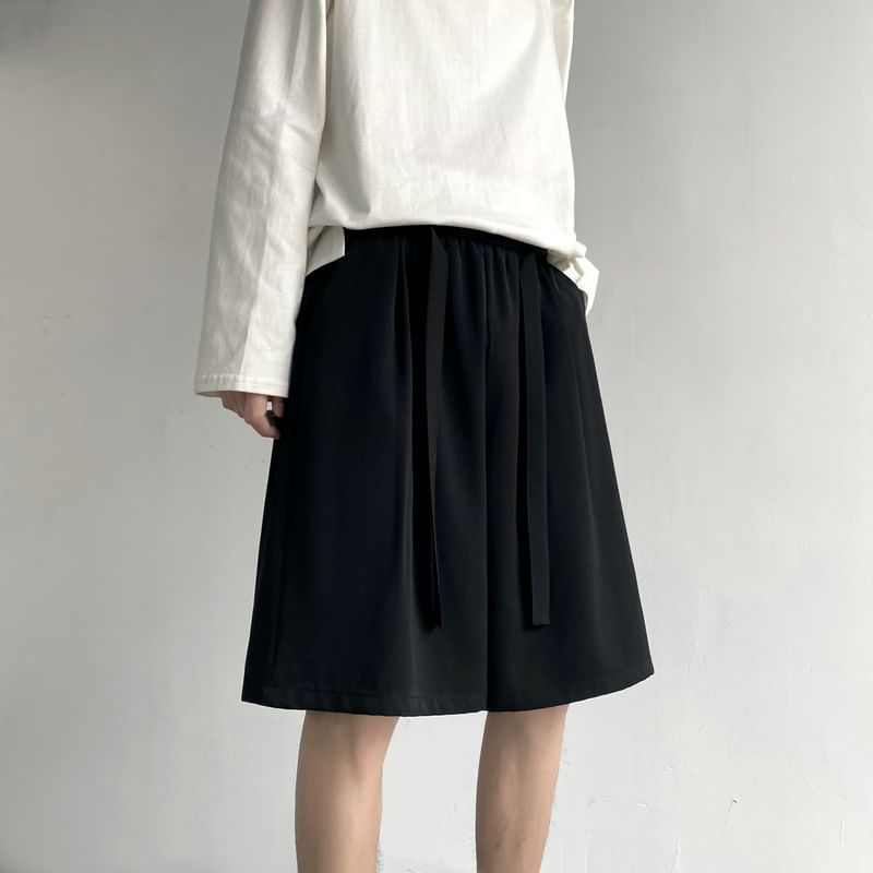 Breeson - Mid Rise Plain Wide Leg Shorts
