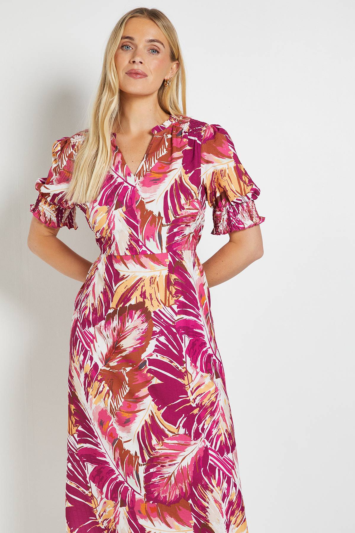 Wallis Robe De Thé Petite À Imprimé Palmier Estival