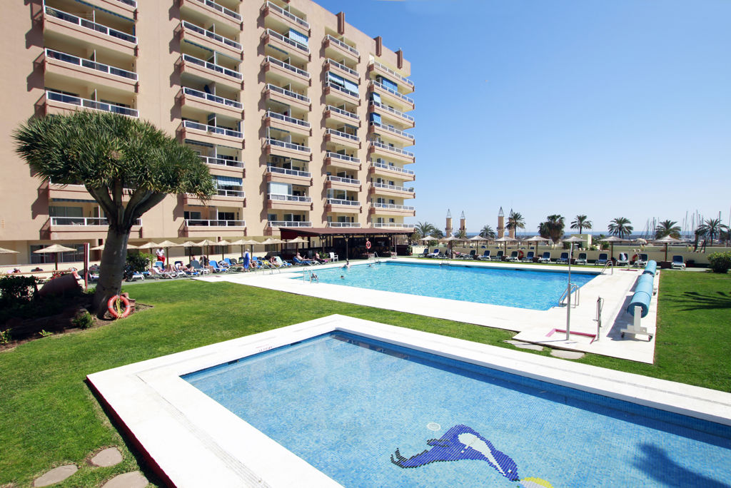 Pyr Fuengirola Logies - Aparthotel