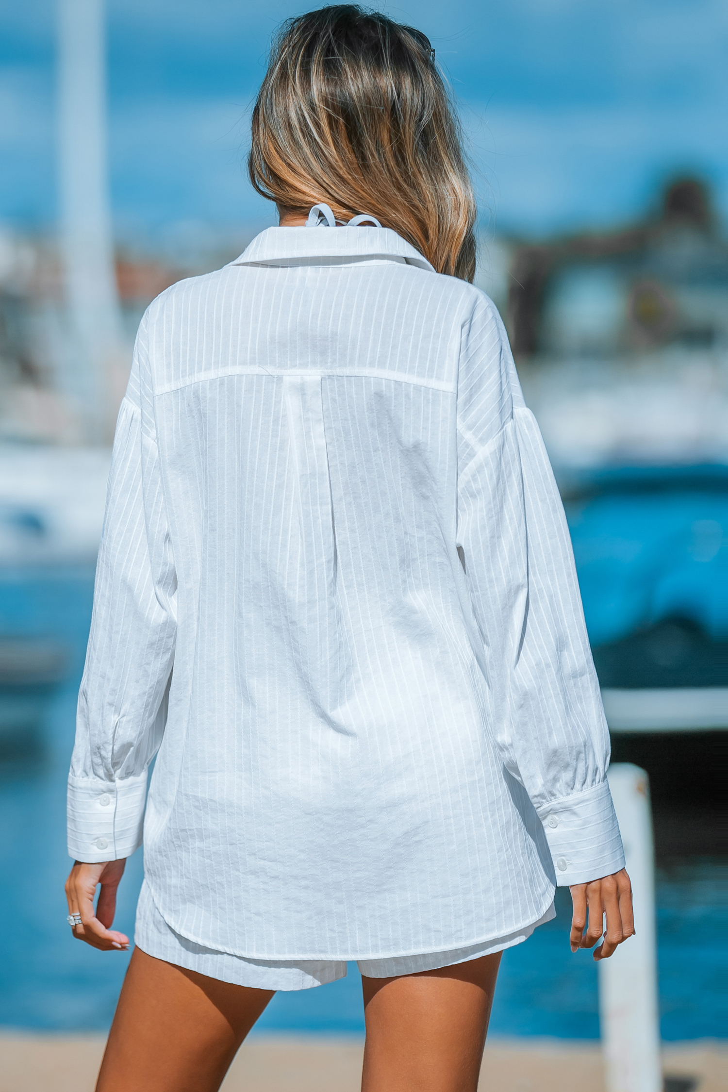 Chemise en pur coton avec manches longues à boutons et rayures