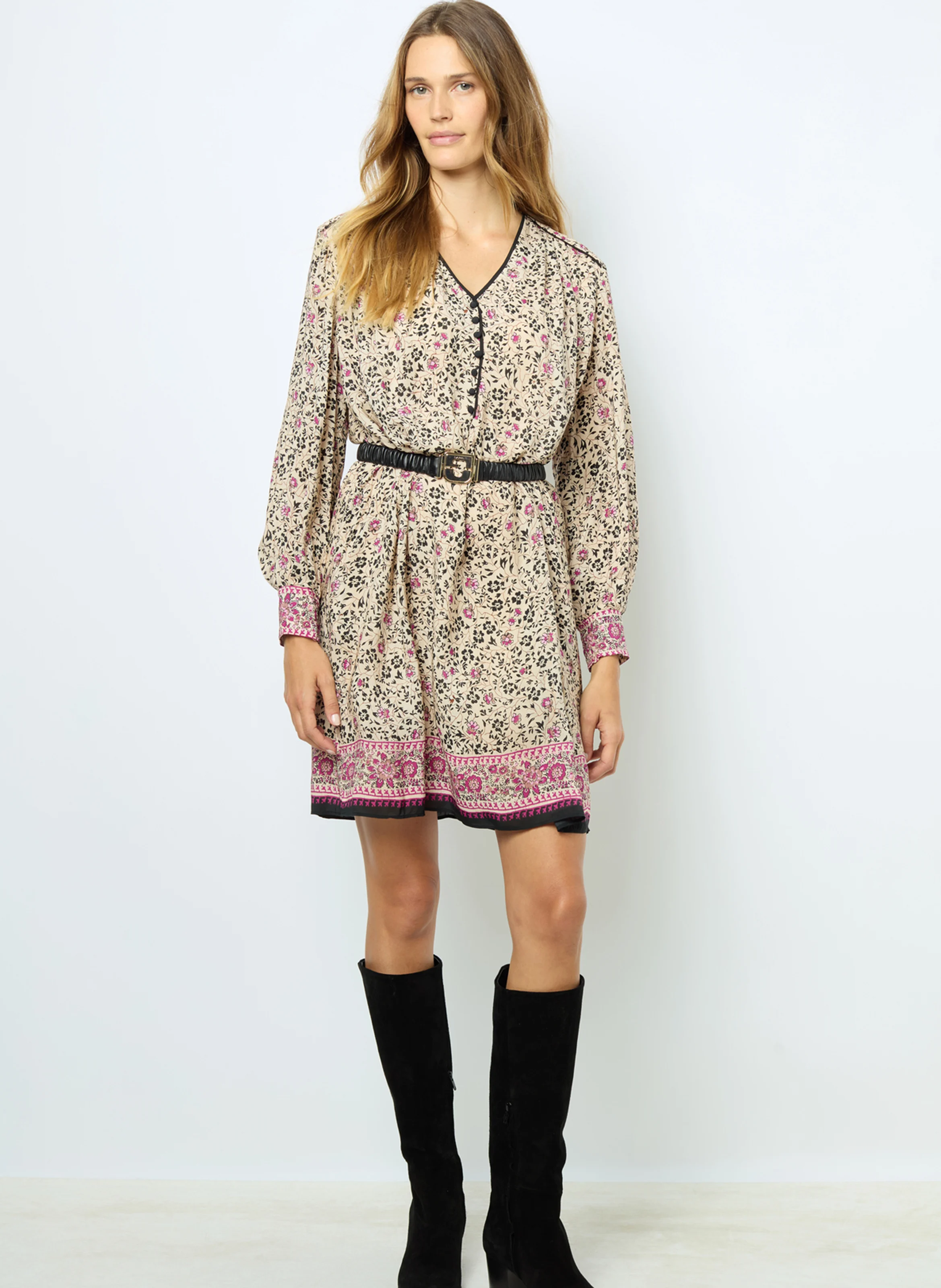 SALINE - Robe droite col V| Beige