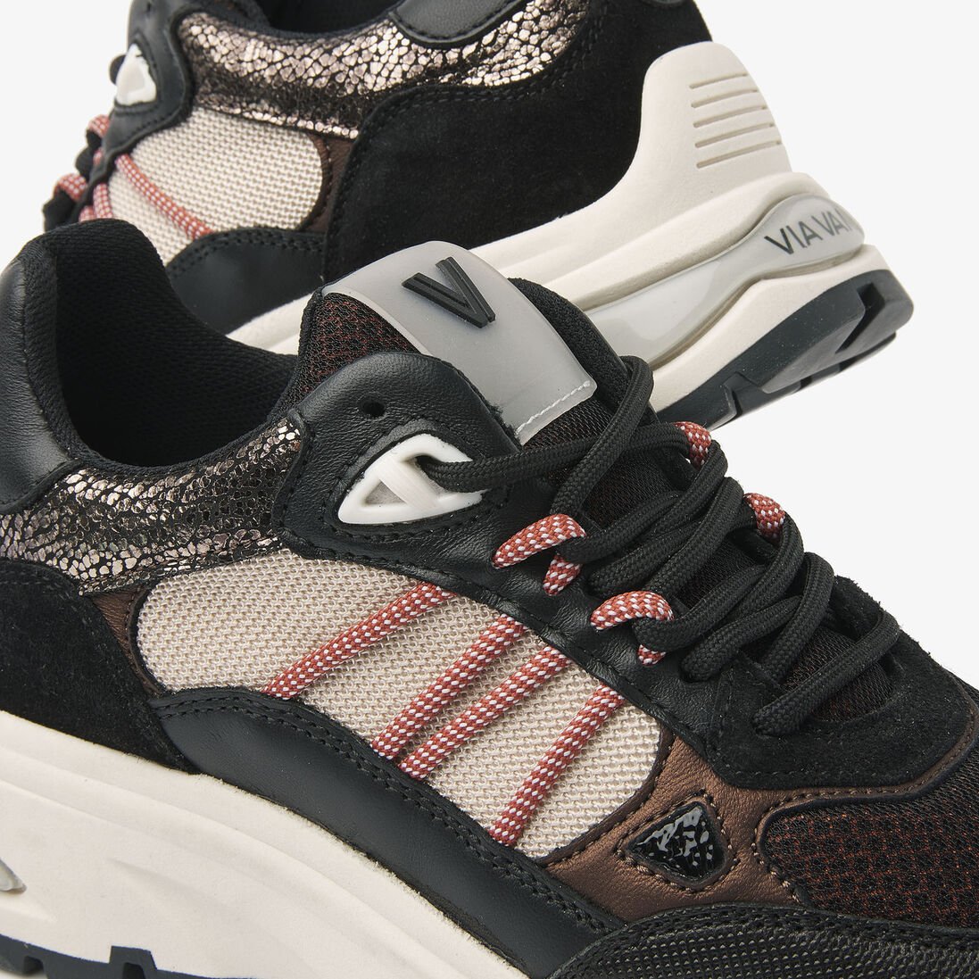 VIA VAI multi via vai lage sneakers liz dae