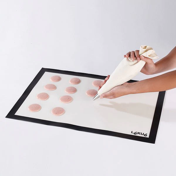 Tapis de cuisson en silicone et fibre de verre 60 cm Lékué