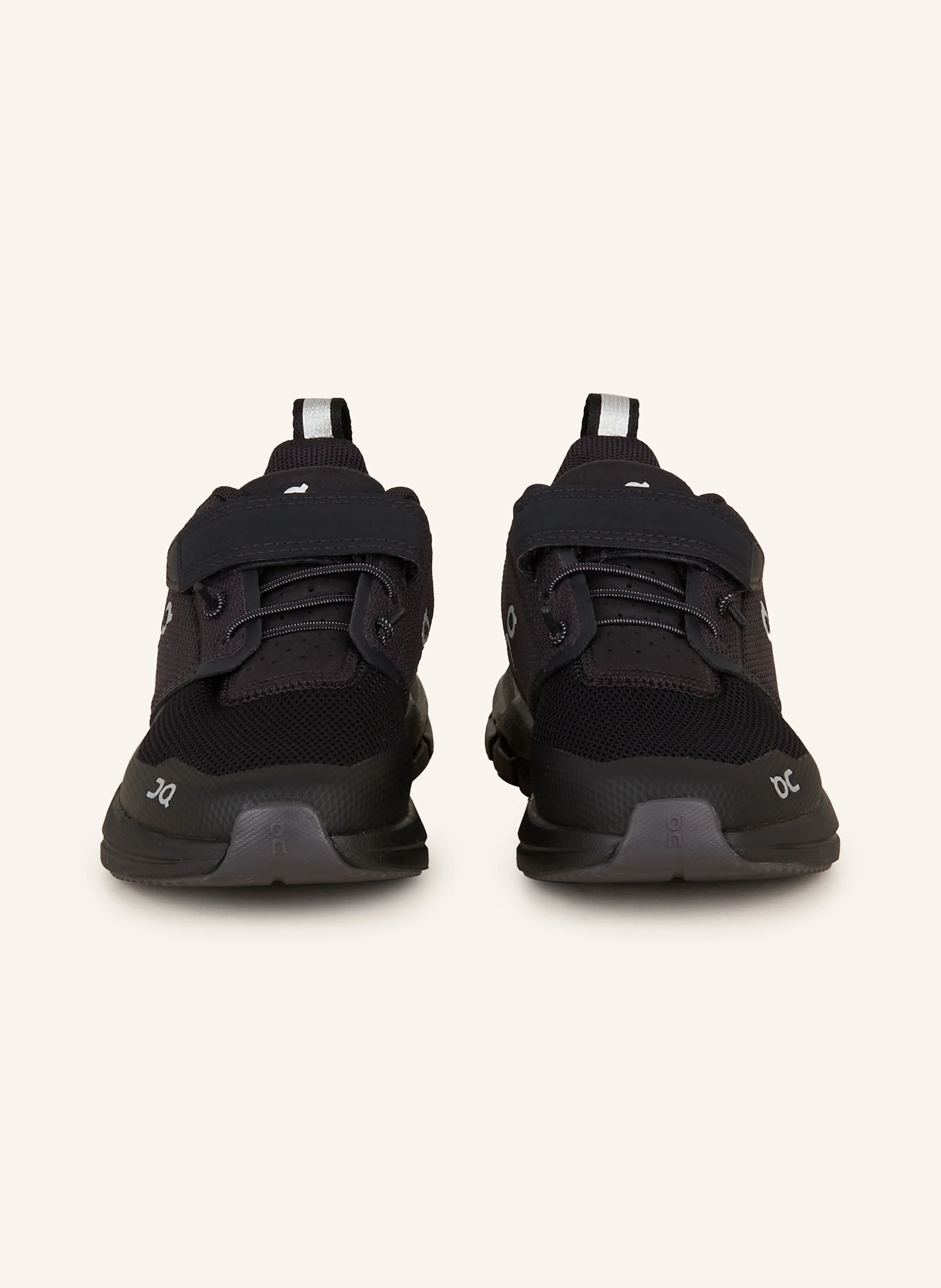 On Sneaker CLOUD PLAY