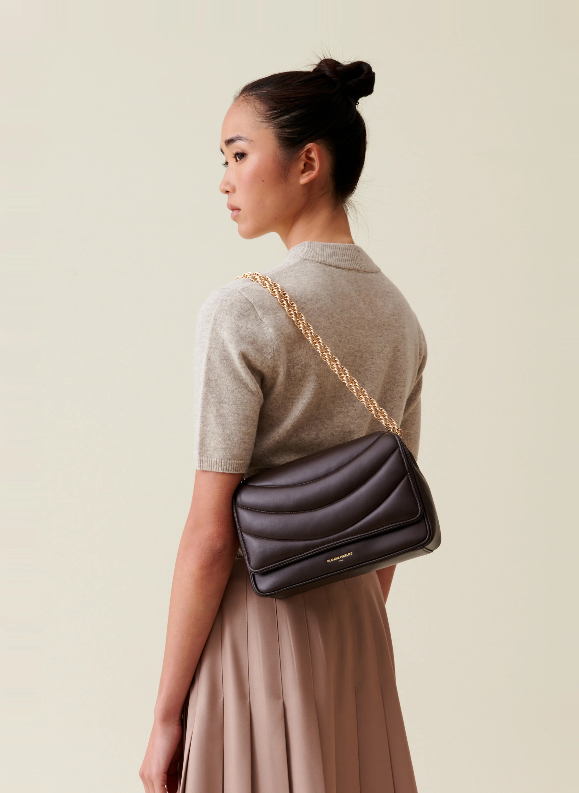 Sac bandoulière en cuir matelassé| Marron