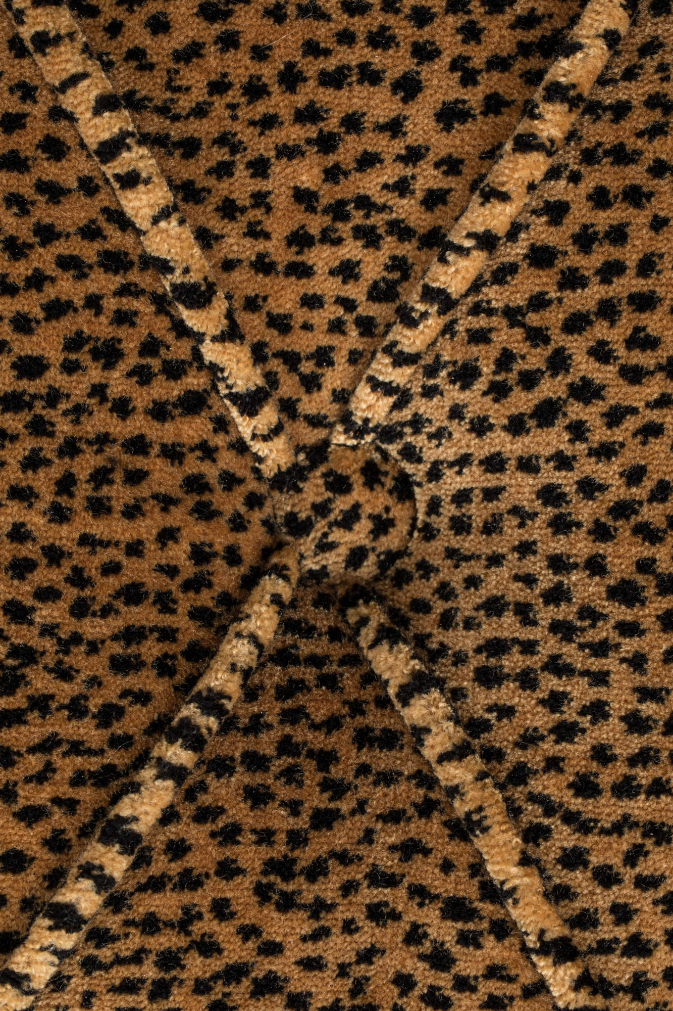 Bank Too pretty to sit on Panther