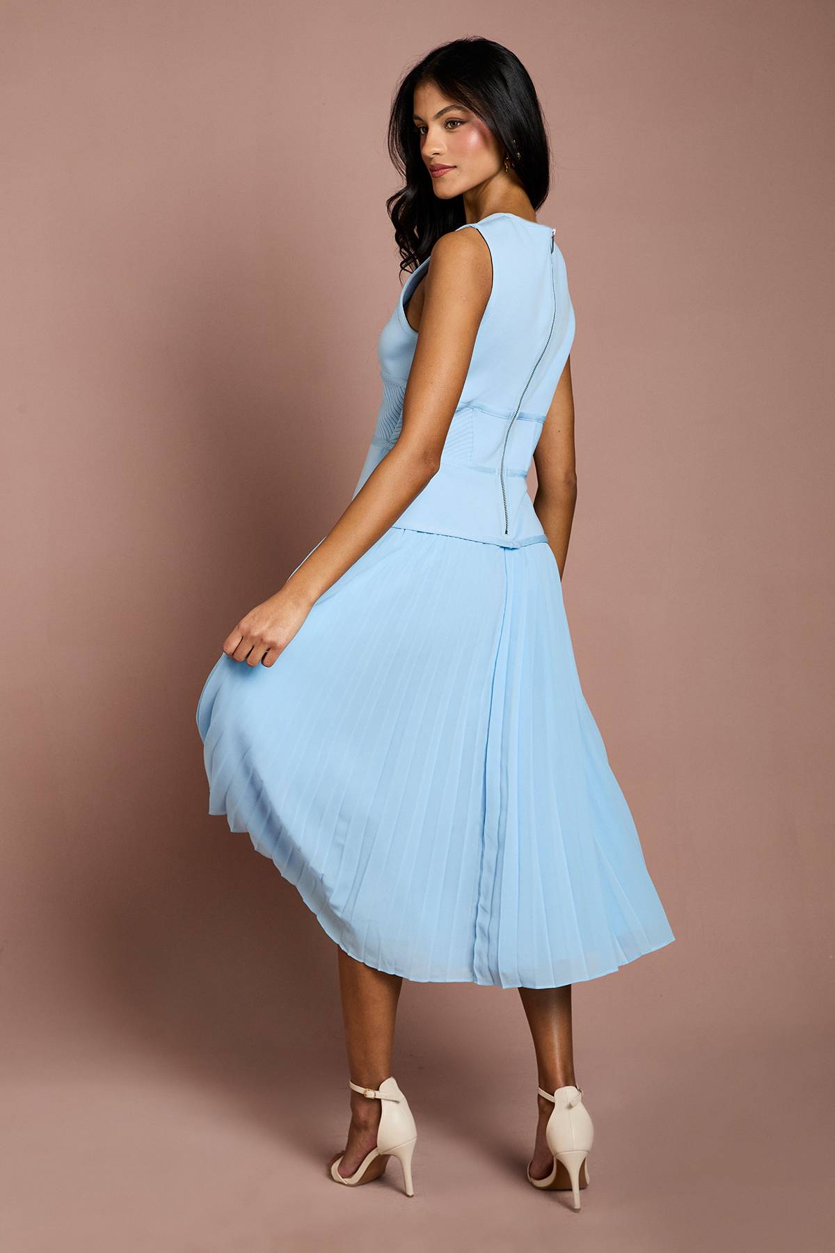 Coast Robe Midi Bandage À Basque Avec Jupe Plissée En Georgette Petite Taille