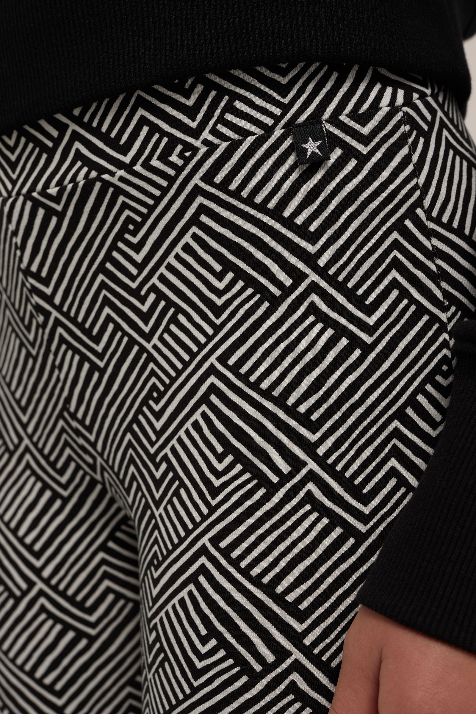 Meisjes flared legging met dessin WE Fashion Wit