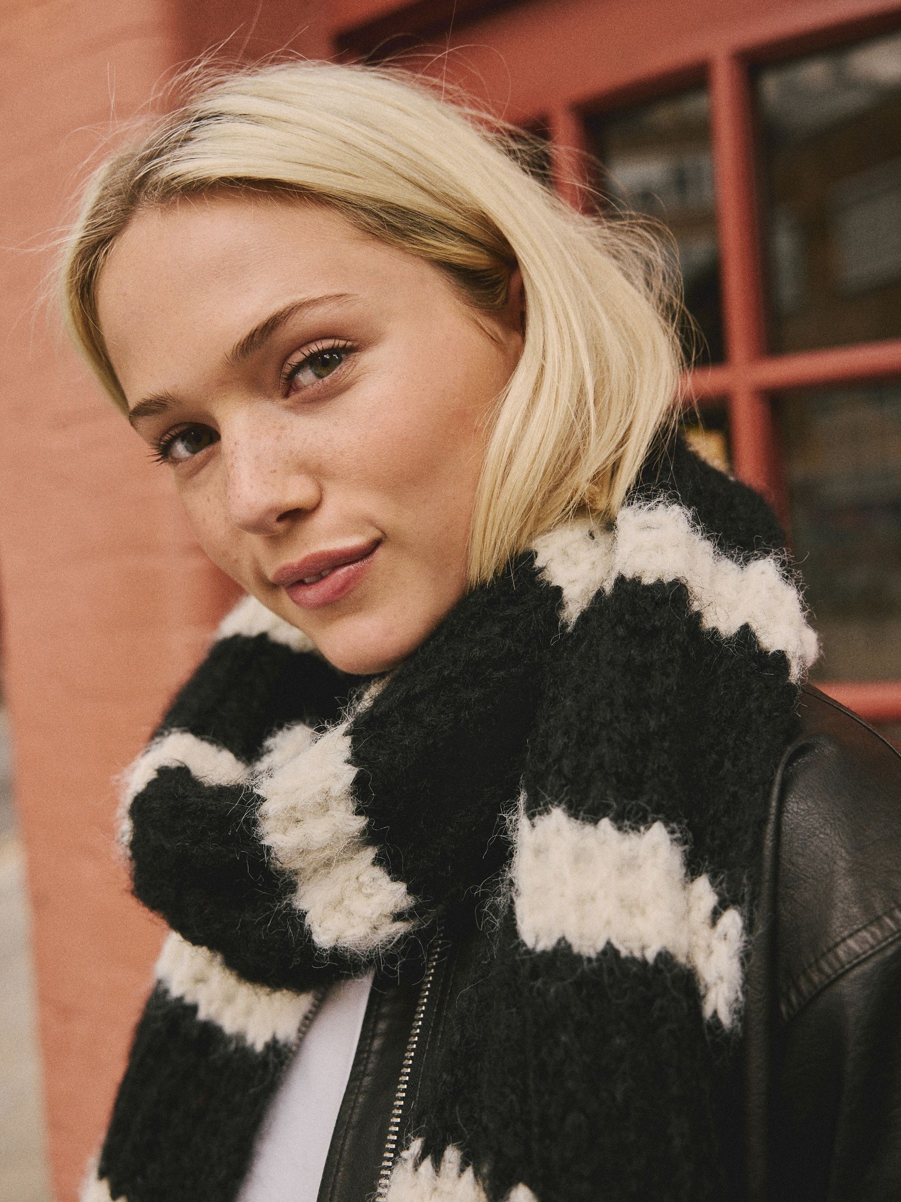 Zwart/wit - Knitted Wool Blend Striped Scarf