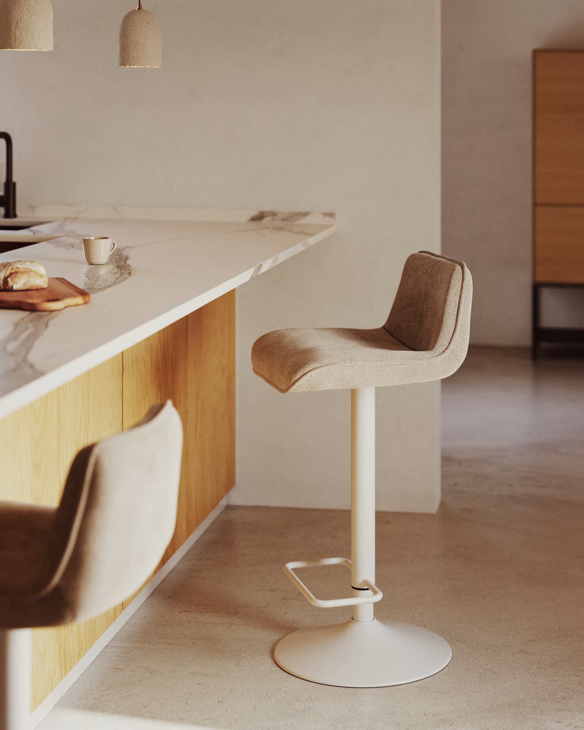 Kave Home Barhocker ZENDA beige/mattweiß