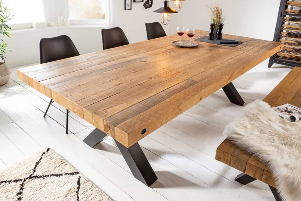 Massiver Esstisch THOR 240cm natur recyceltes Pinienholz Industrial Design