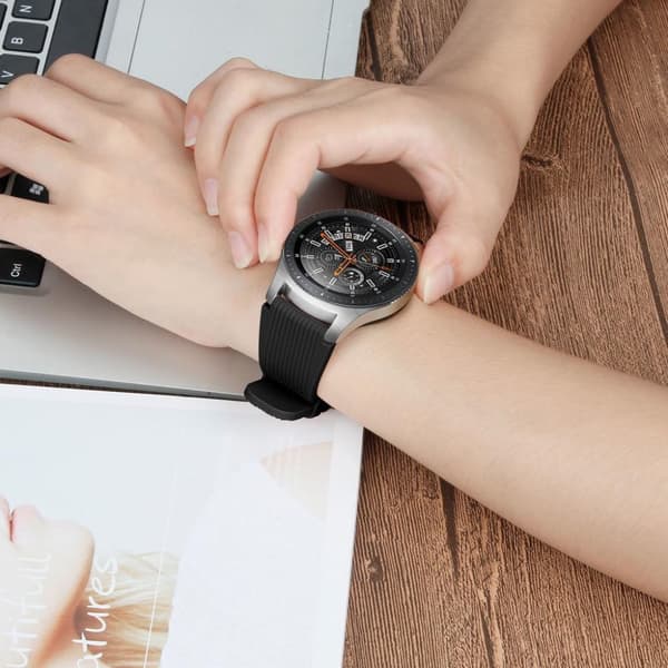 Reim til Samsung Galaxy Watch 46 mm silikon svart  L