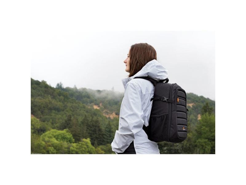 Lowepro Fotorucksack Tahoe BP 150 Schwarz Sportlicher Kamera-Rucksack, schwarz