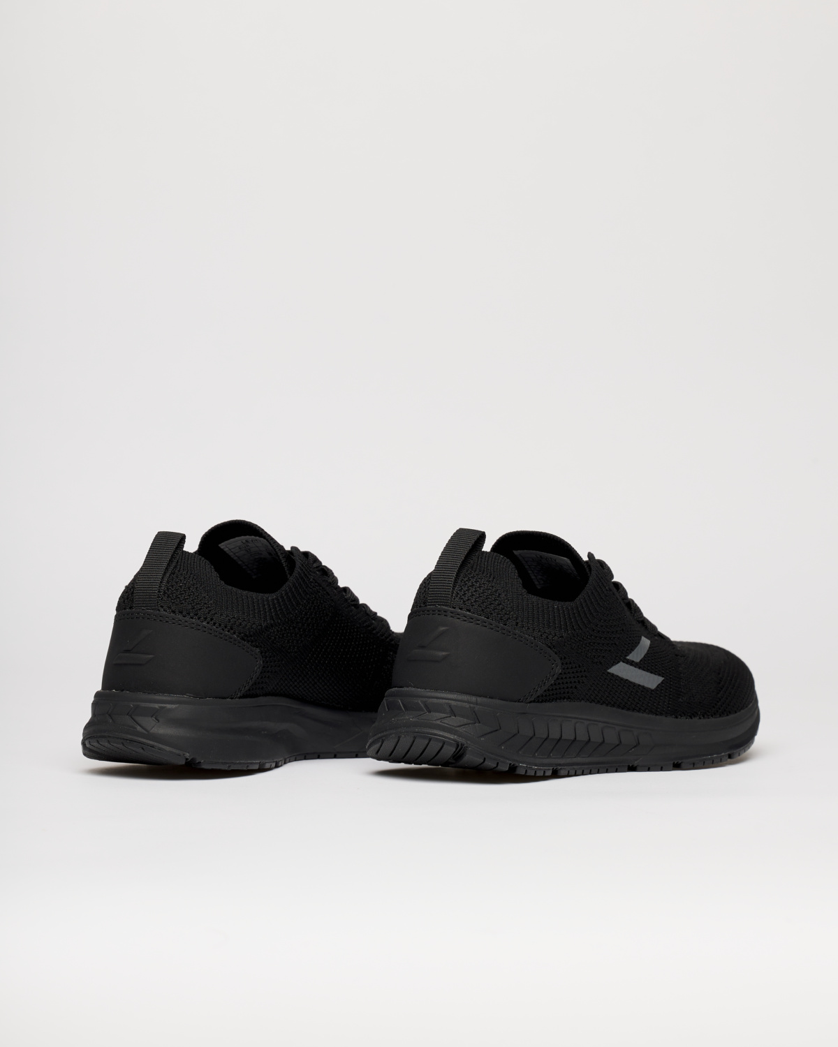 LEVITY NHG City Black\Black