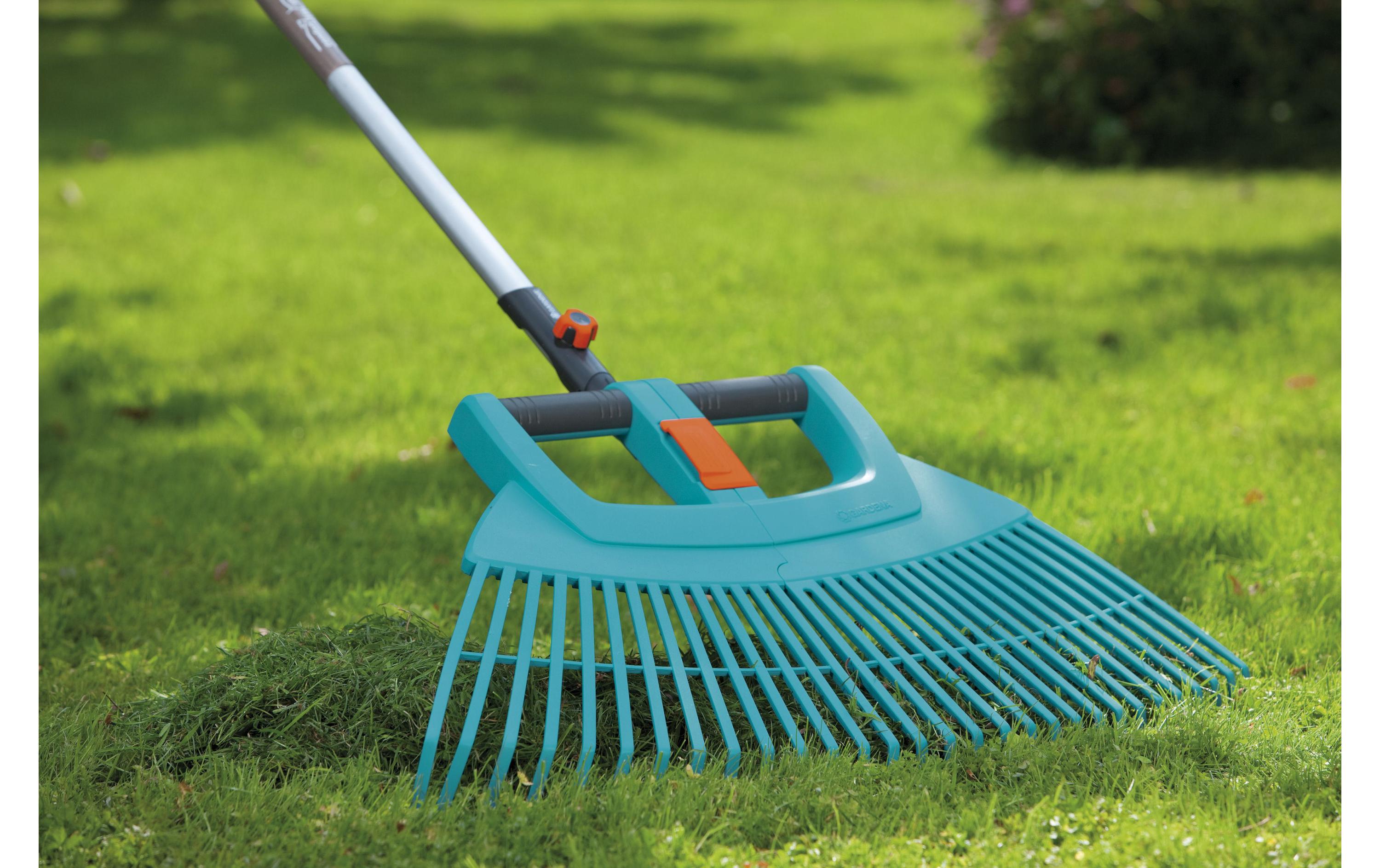 Fächerbesen Combisystem XXLFür das Zusammenfegen und Aufheben von Gartenabfällen