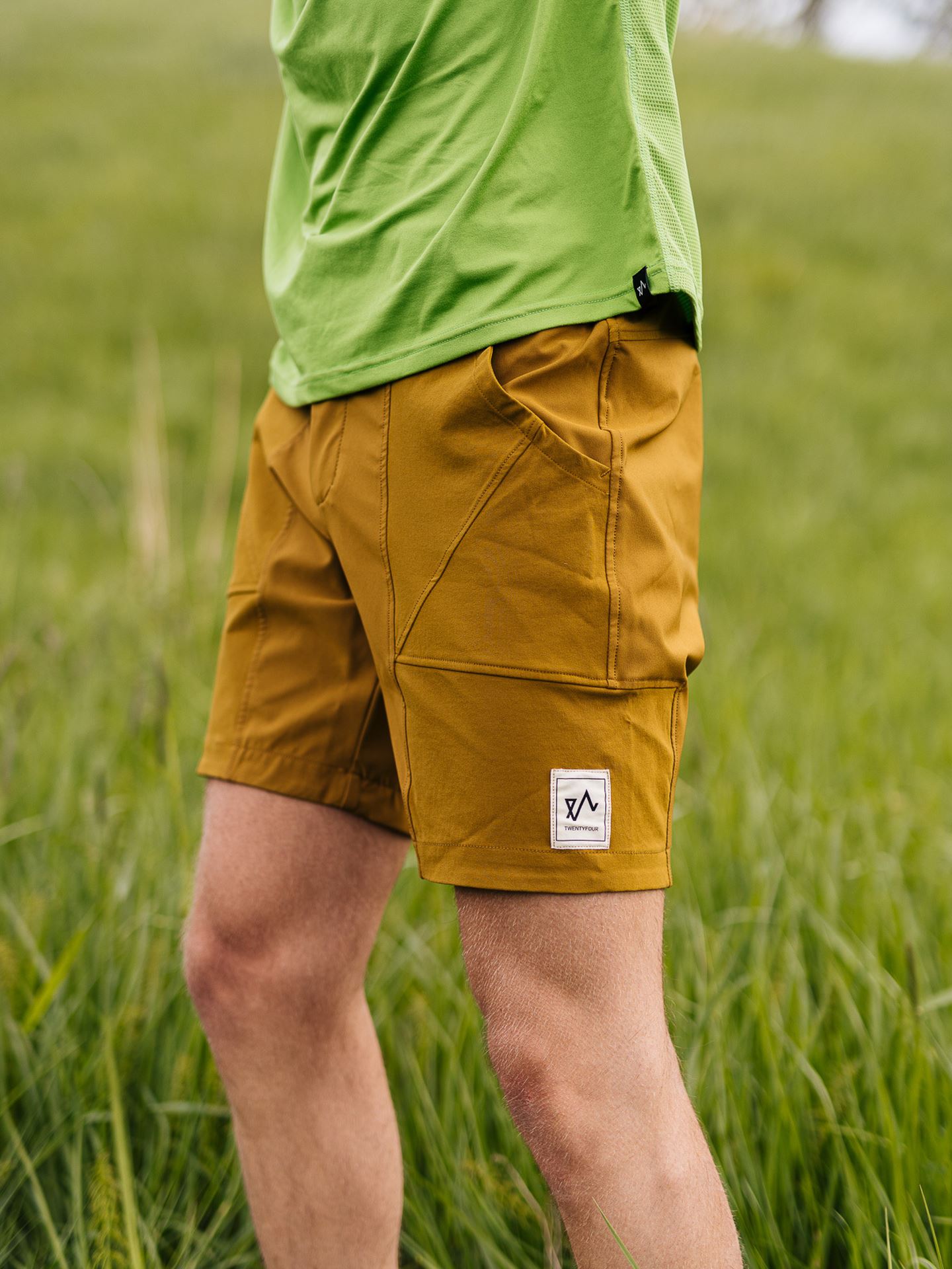 1222 Light Sofsthell Shorts H