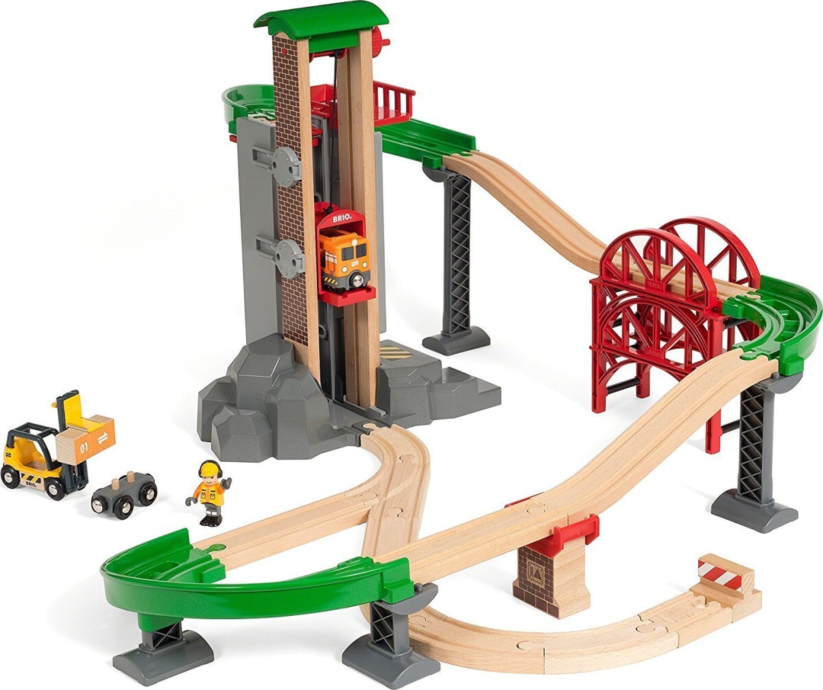 Brio World Tog - Løft Og Læs Med Lagerbygning - 33887