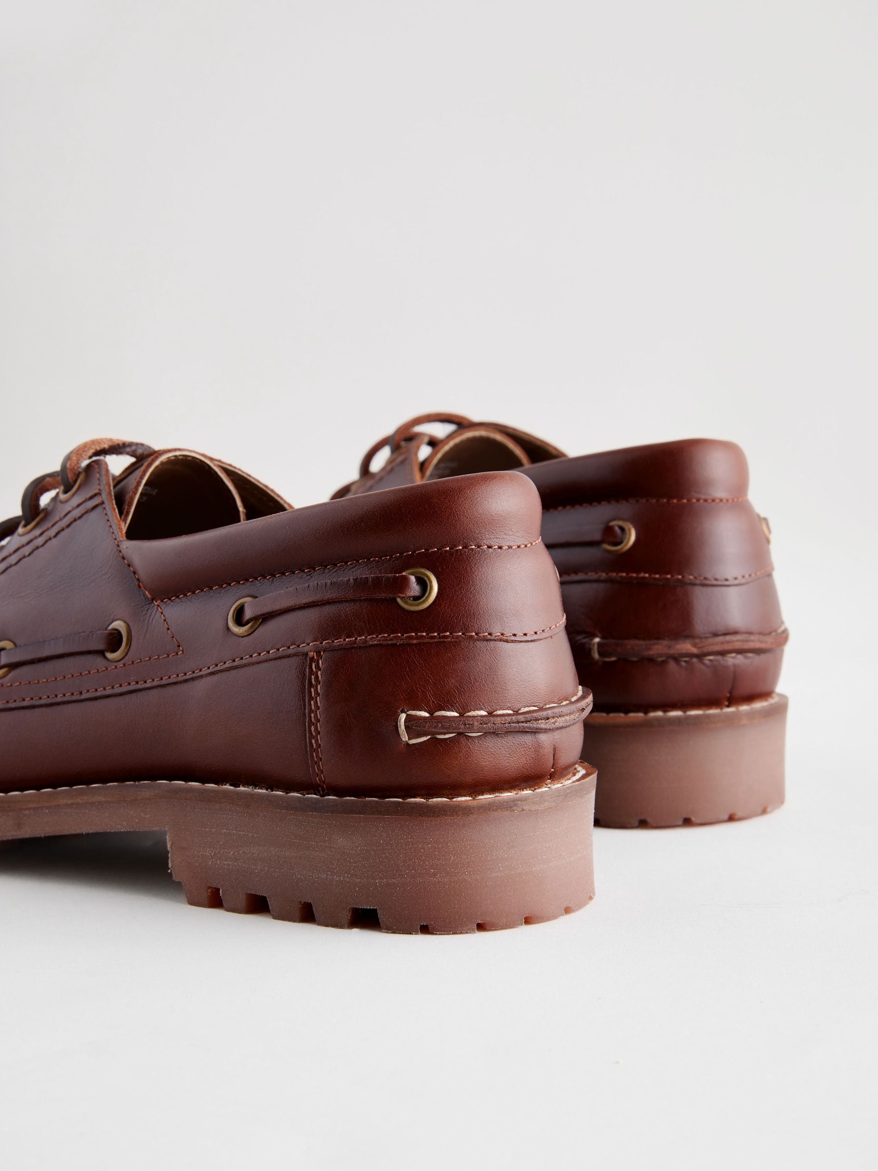 Lichtbruin - Leren bootschoenen met profielzool