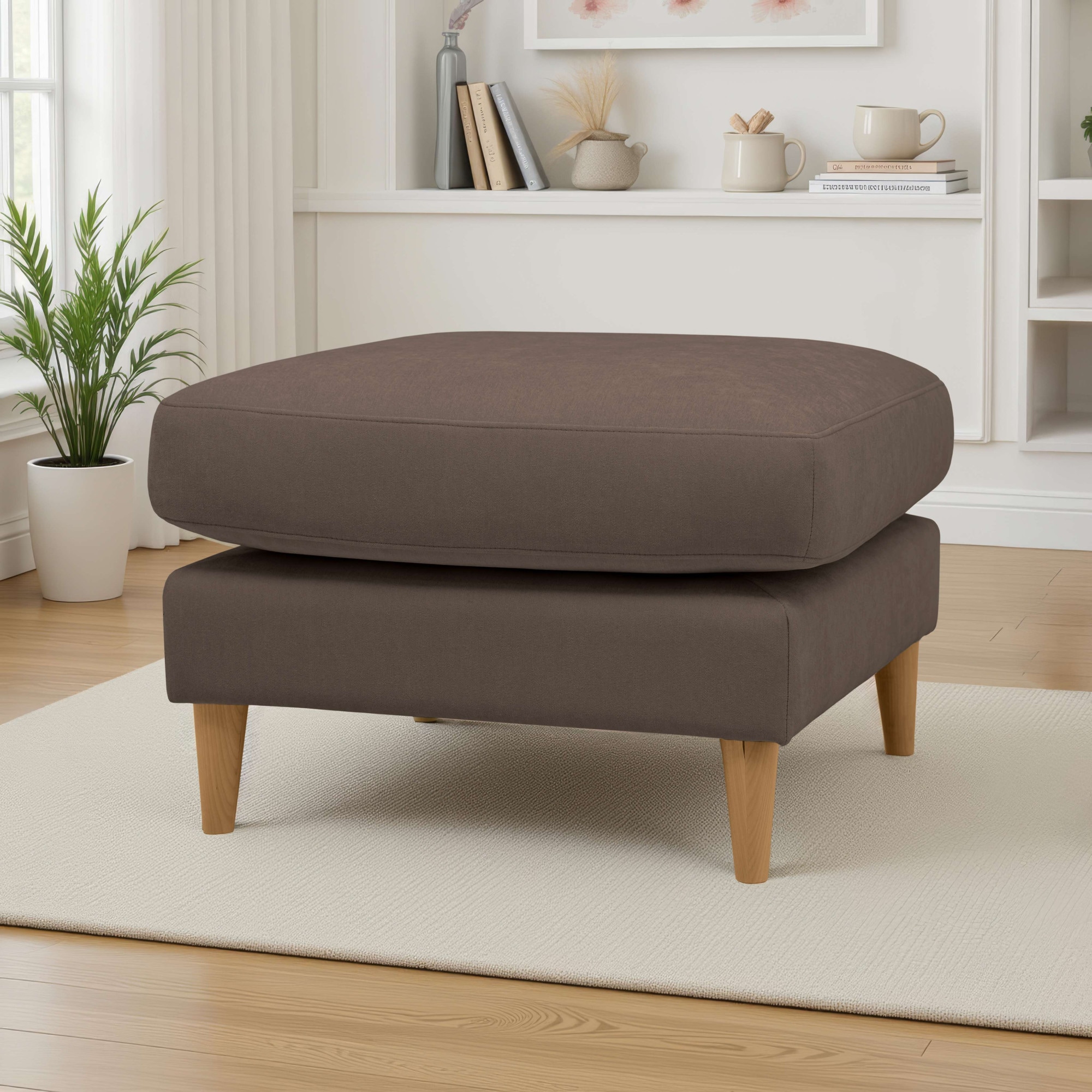 GOODproduct Pouf »Finnian« Polsterhocker 70x70 cm, Chenille, Massivholzfüsse