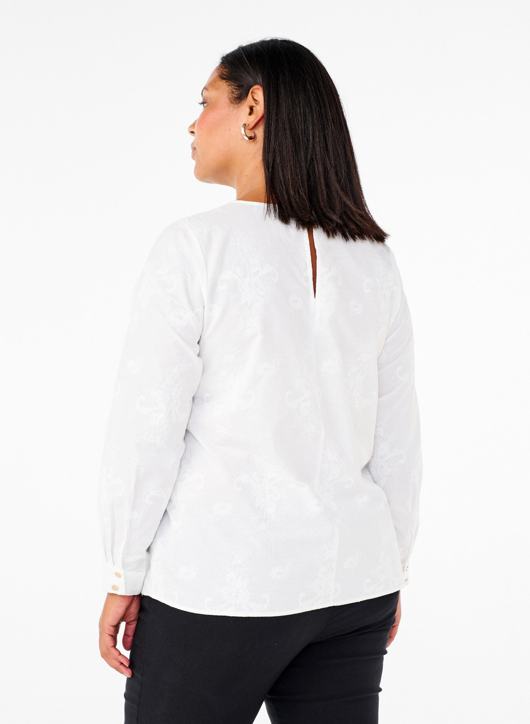 Langærmet bluse med broderi