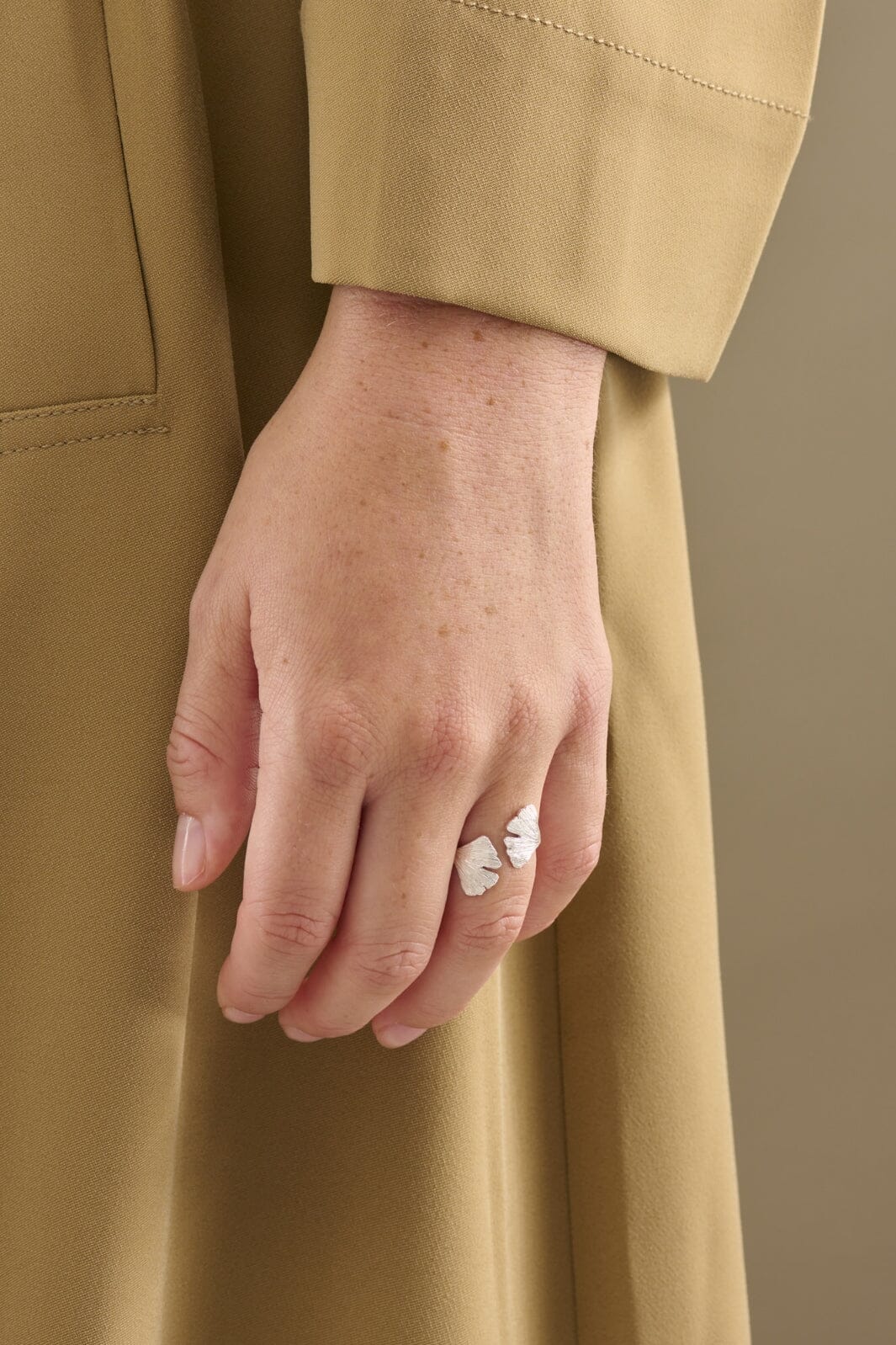 Pernille Corydon Jewellery Biloba Ring silver