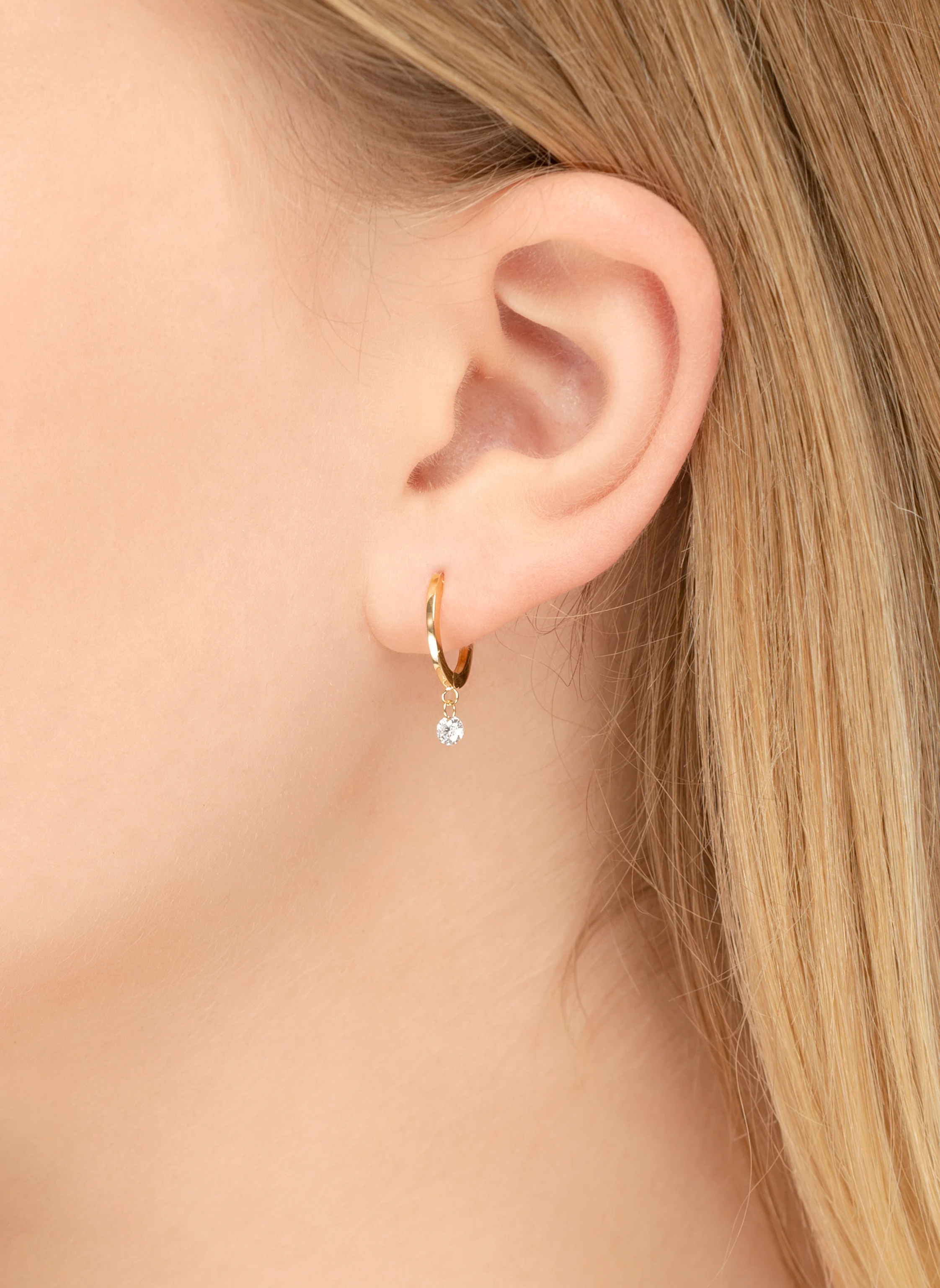 Leaf Creolen PURE aus 18 Karat Gelbgold mit Diamanten