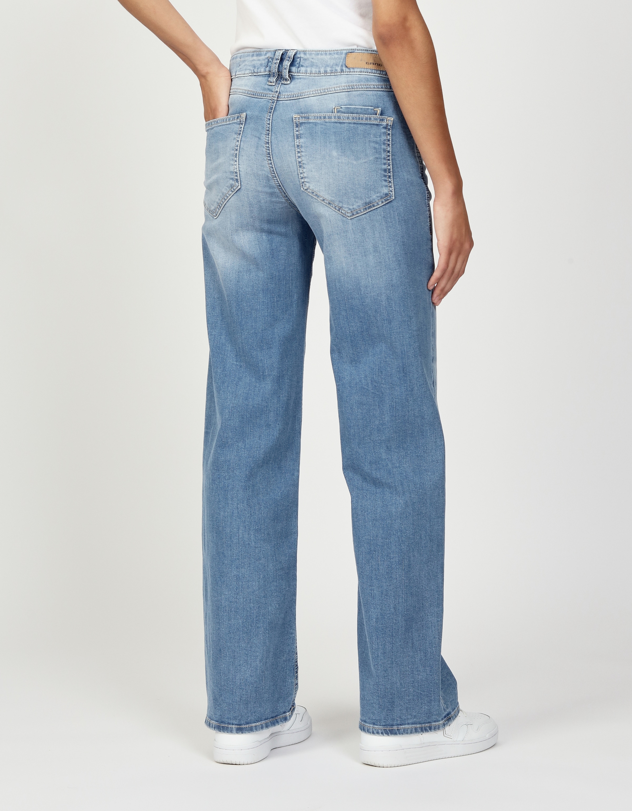 GANG Straight-Jeans »94RIVER« mit zusätzlicher kleiner Gesässtasche