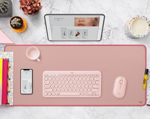 Logitech Studio Series skrivebordsmåtte (dark rose)