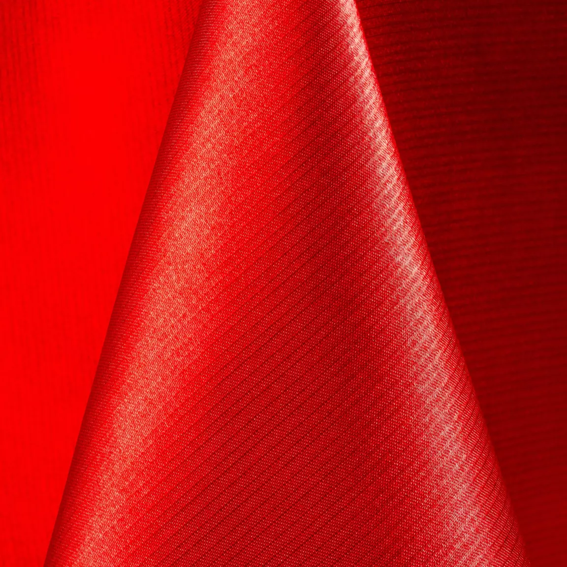 Nappe de Noël rectangulaire (140 x 240 cm) Satin Rouge