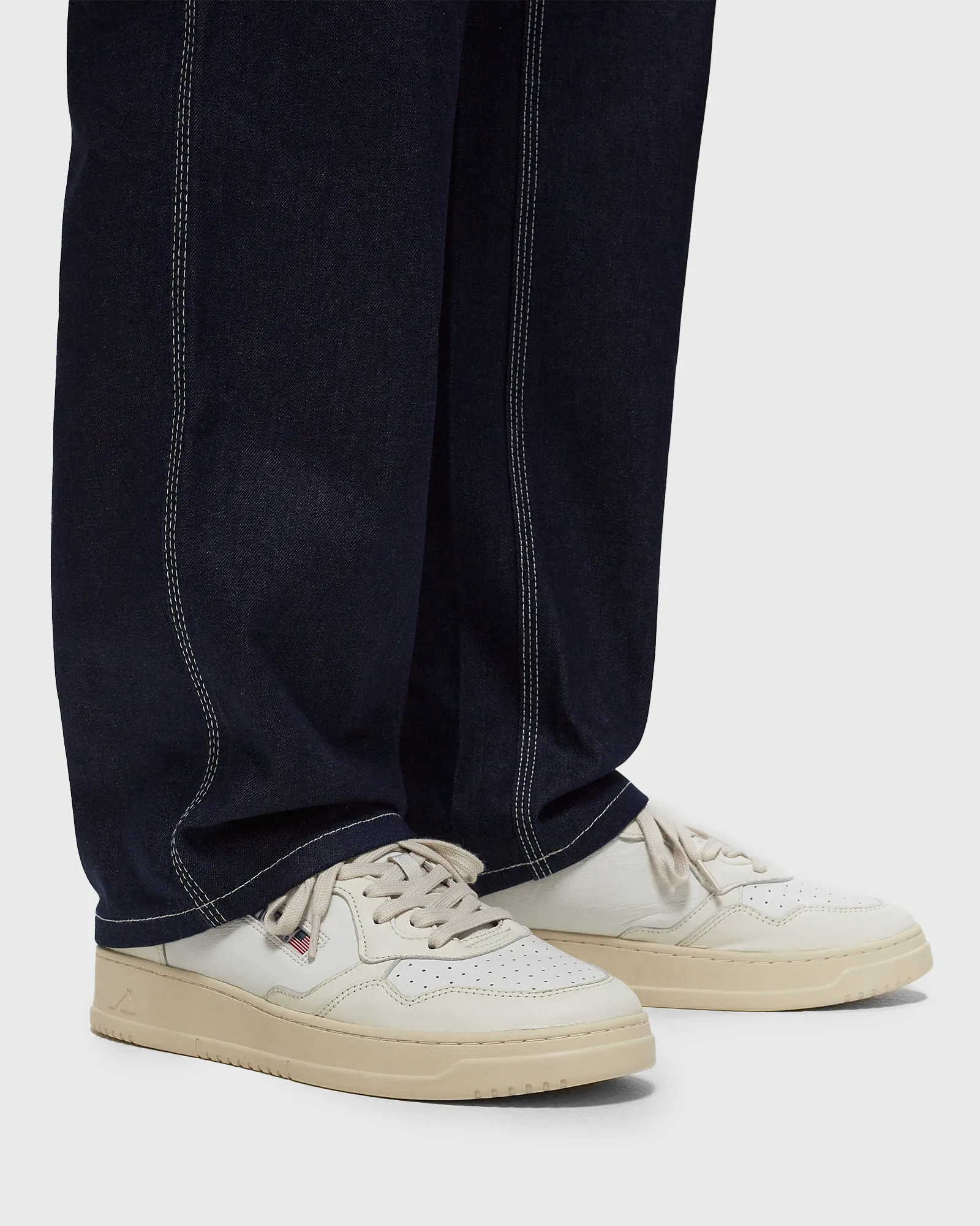 Autry Action Shoes MEDALIST LOW