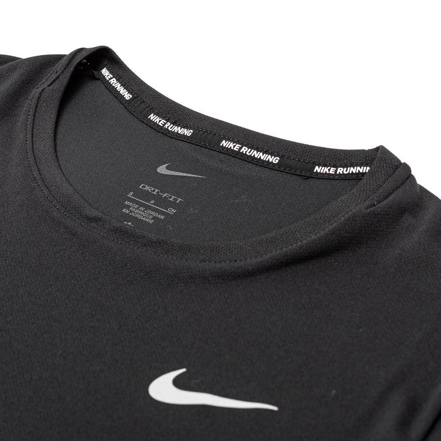 Nike T-shirt Running Dri-FIT UV Miller - Noir/Argenté