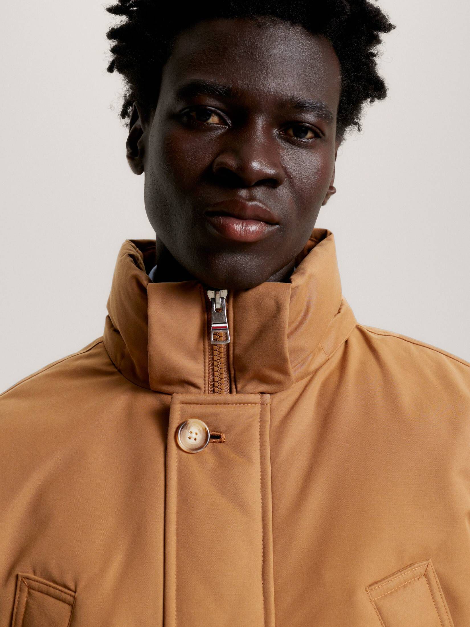 Tommy Hilfiger| Herren Daunenjacke mit Kapuze ROCKIE NON FUR DOWN PARKA
