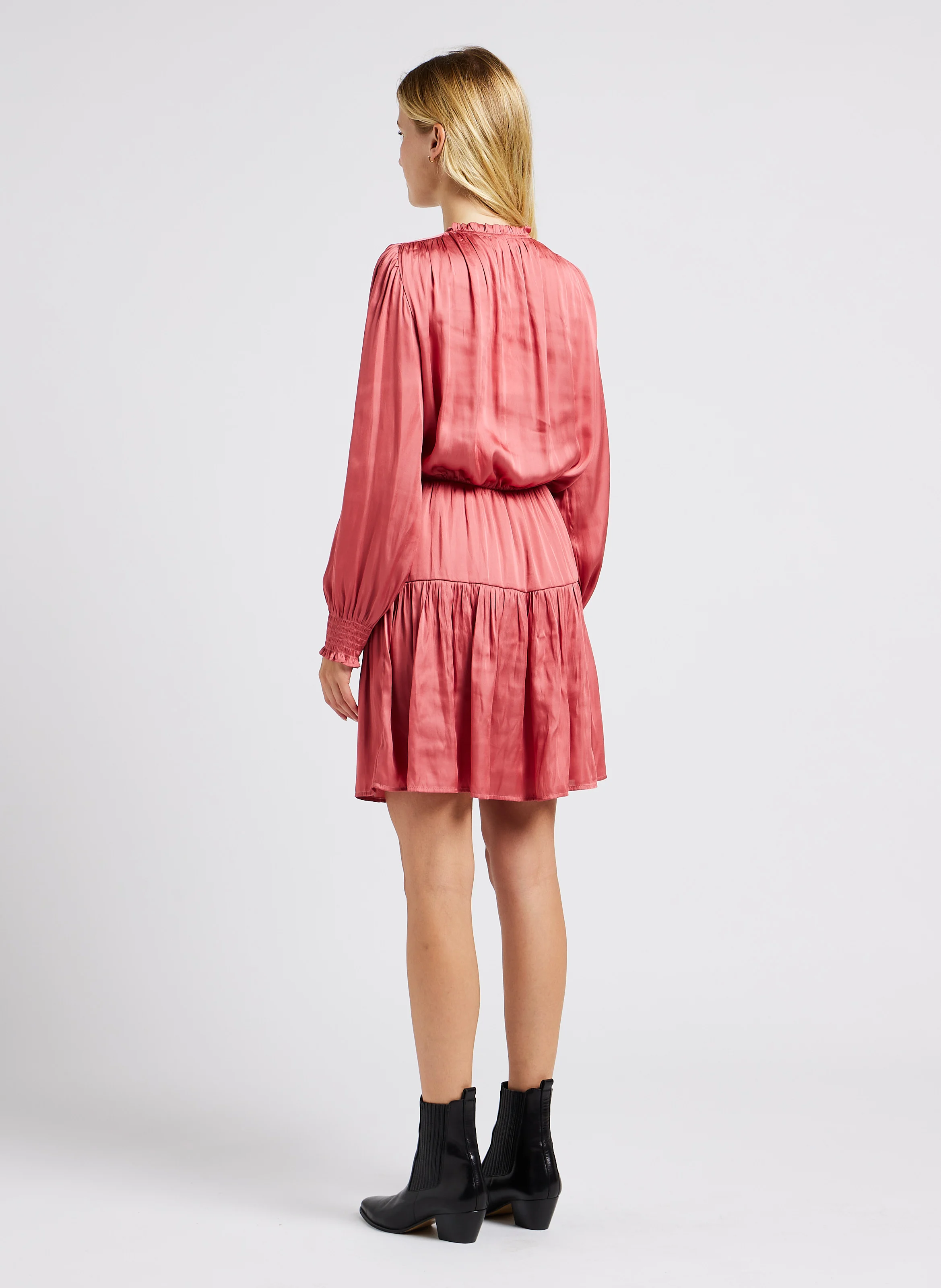 LOURDES - Robe courte droite encolure ronde | Rose