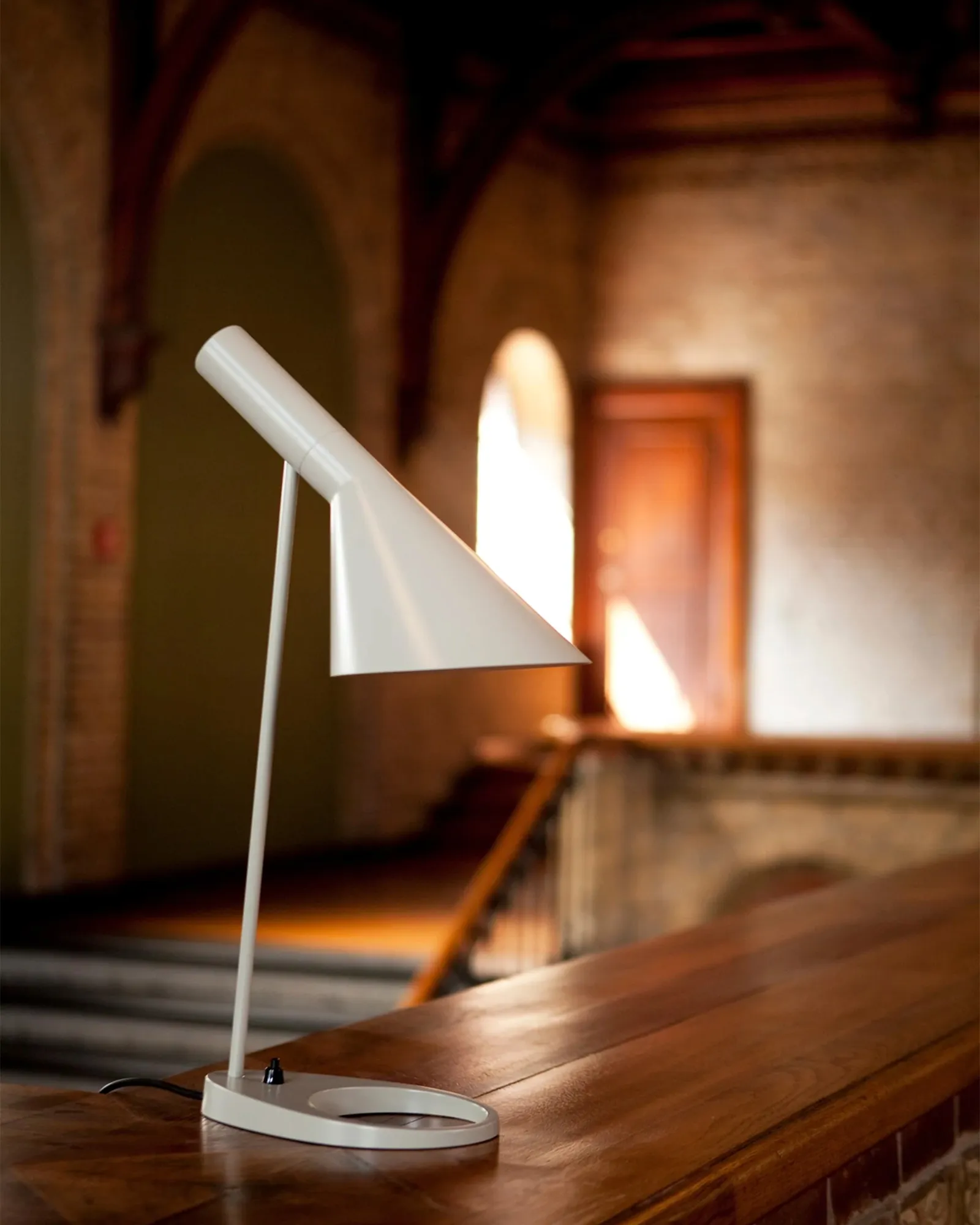 Louis Poulsen AJ Mini Table Lamp - Universal Plug